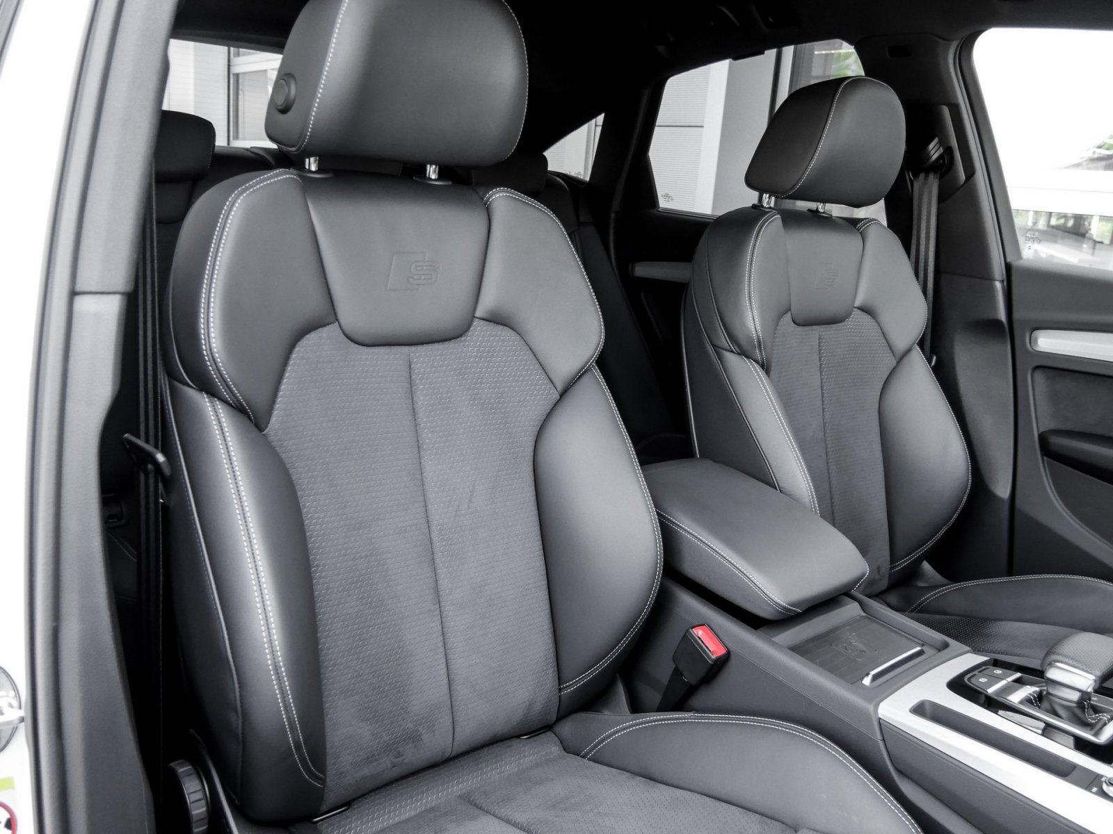 Audi Q5 Sportback 55 quattro HYBRID S LINE AHK LM20