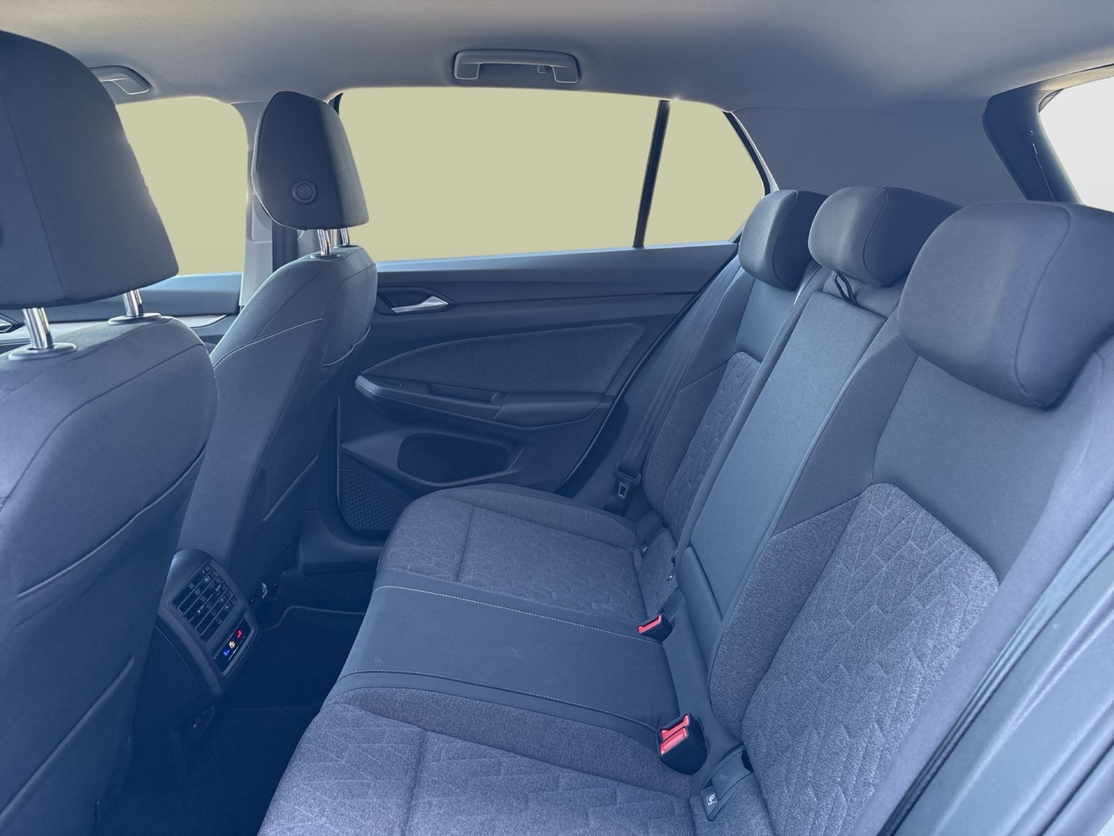 Volkswagen Golf VIII 1.0 MOVE ACC CARPLAY ALU SITZHEIZUNG