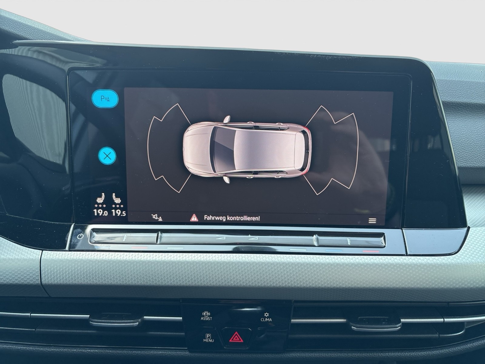 Volkswagen Golf VIII 1.0 MOVE ACC CARPLAY ALU SITZHEIZUNG