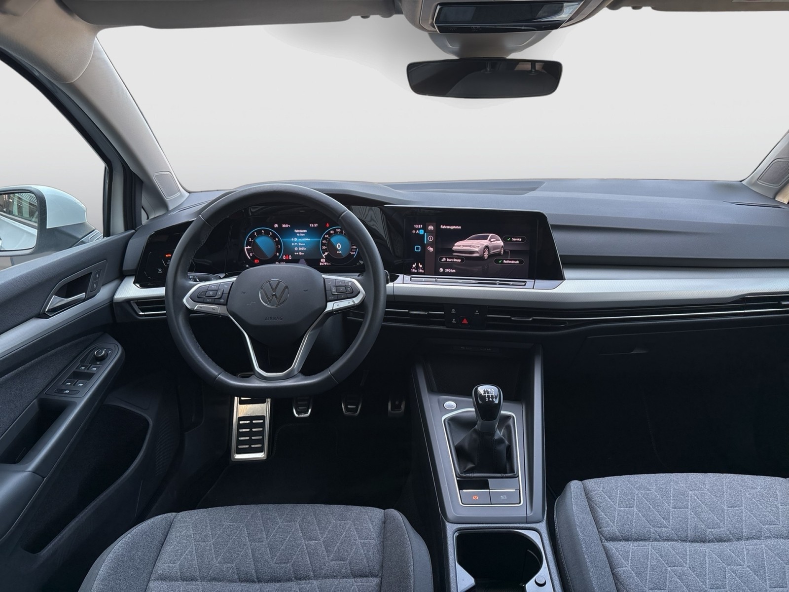 Volkswagen Golf VIII 1.0 MOVE ACC CARPLAY ALU SITZHEIZUNG