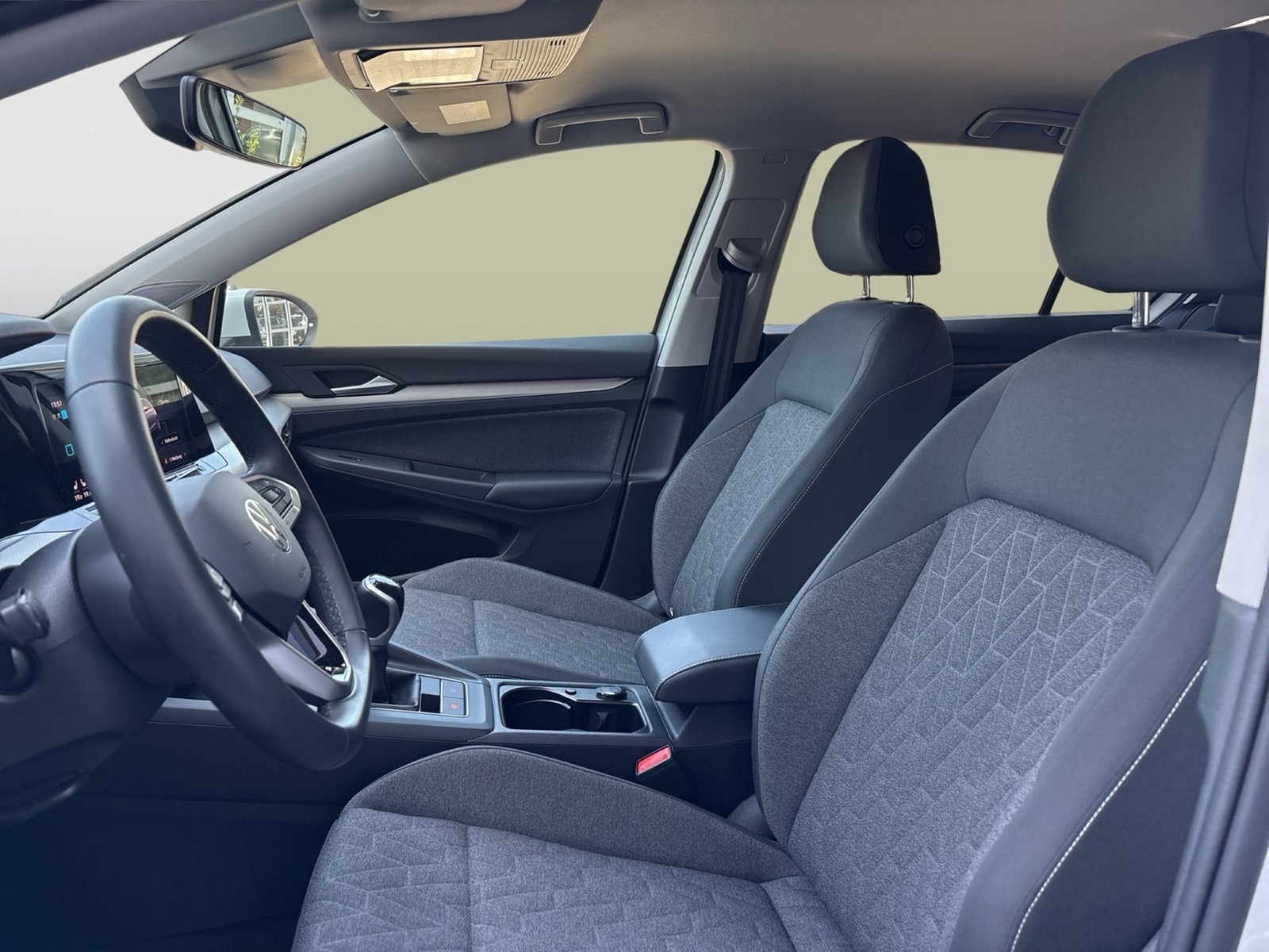 Volkswagen Golf VIII 1.0 MOVE ACC CARPLAY ALU SITZHEIZUNG