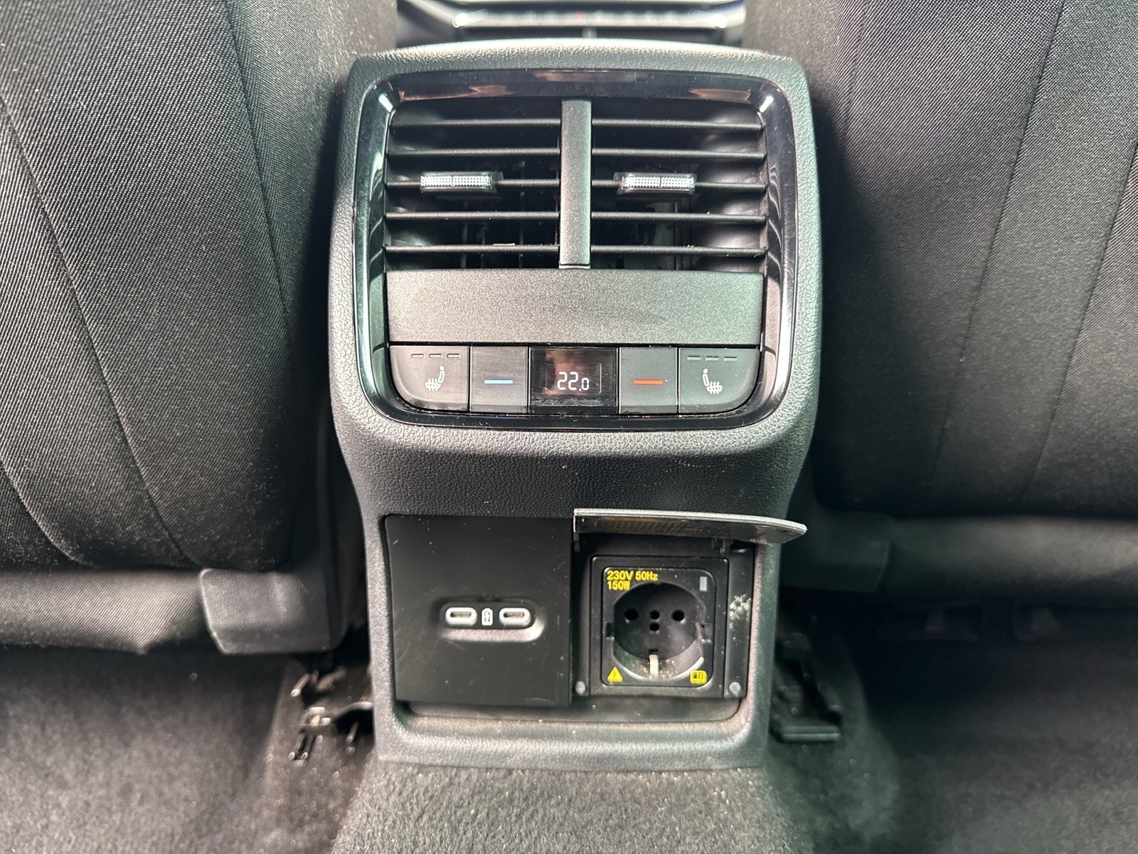 Skoda Octavia Combi 2.0 RS AHK CAM ACC LM19 HEADUP NAVI
