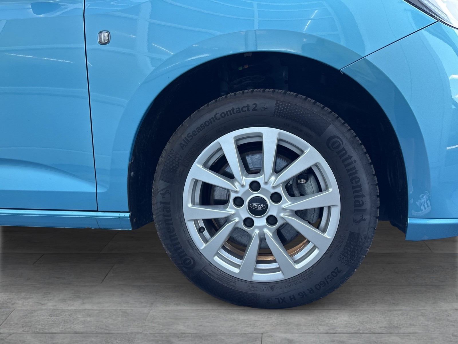 Ford Grand Tourneo Connect 2.0 TITANIUM AHK ACC NAVI