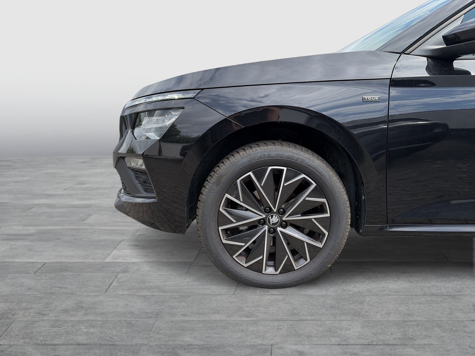 Skoda Kamiq 1.0 TOUR BLACKPACKAGE AHK CAM ACC MATRIX