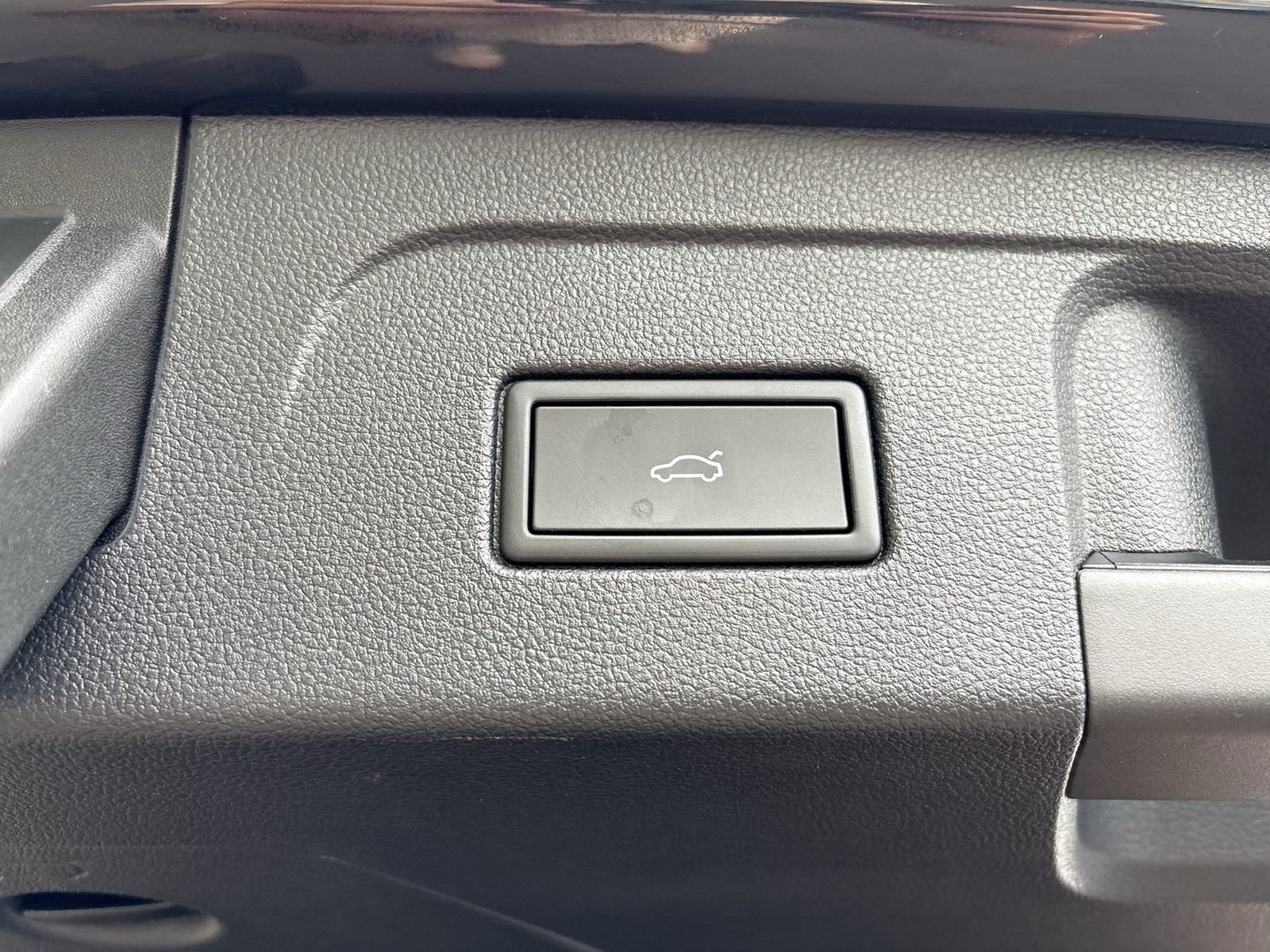 Volkswagen Touran 1.5 ENERGY 7SITZE CAM ACC E-KLAPPE NAVI