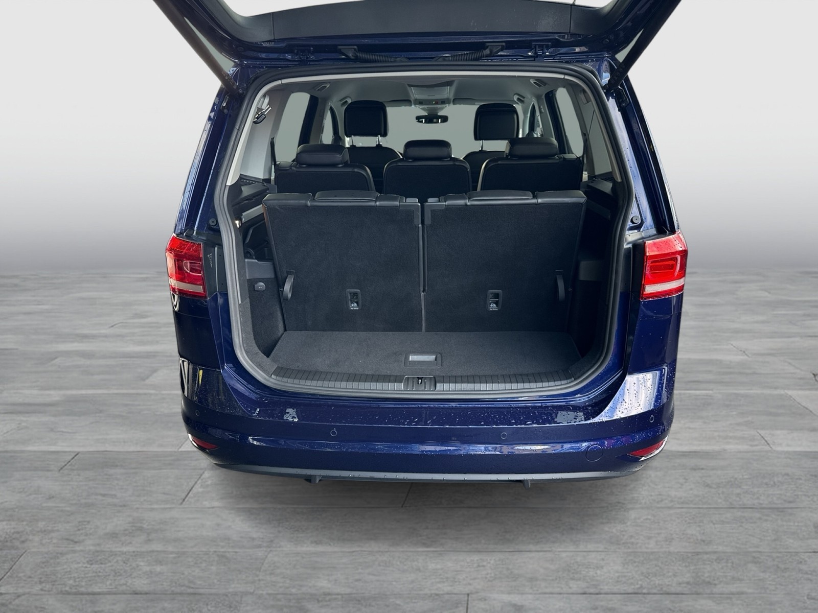 Volkswagen Touran 1.5 ENERGY 7SITZE CAM ACC E-KLAPPE NAVI