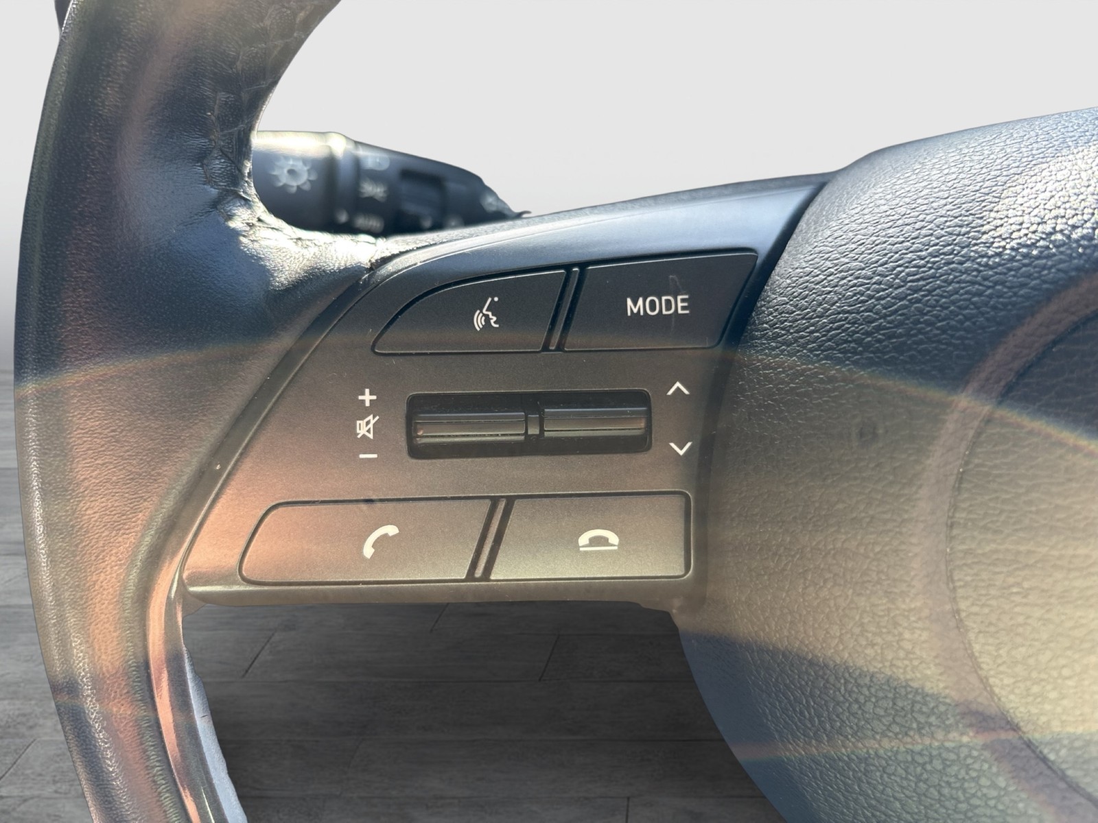 Hyundai Bayon 1.0 T-GDI Prime NAVI SITZHEIZ BOSE ALU AHK