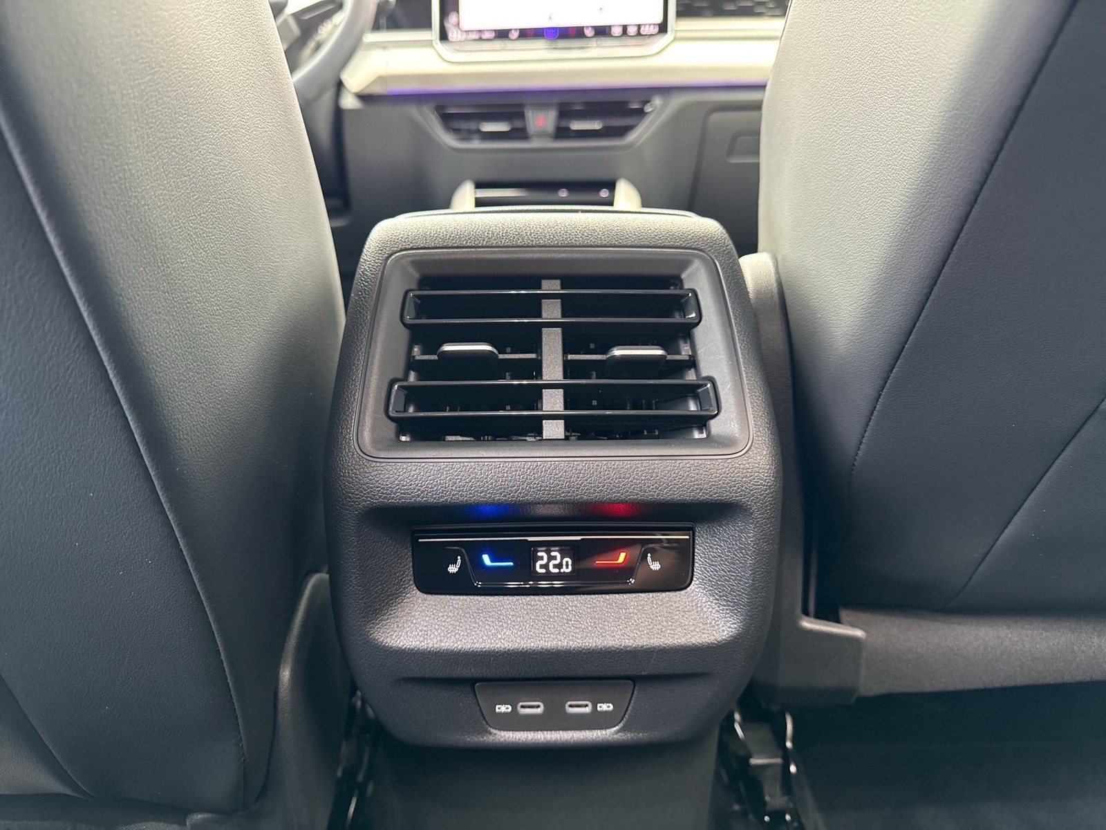 Volkswagen Tayron 2.0 ELEGANCE STANDHZ. AHK 360CAM ACC LM18