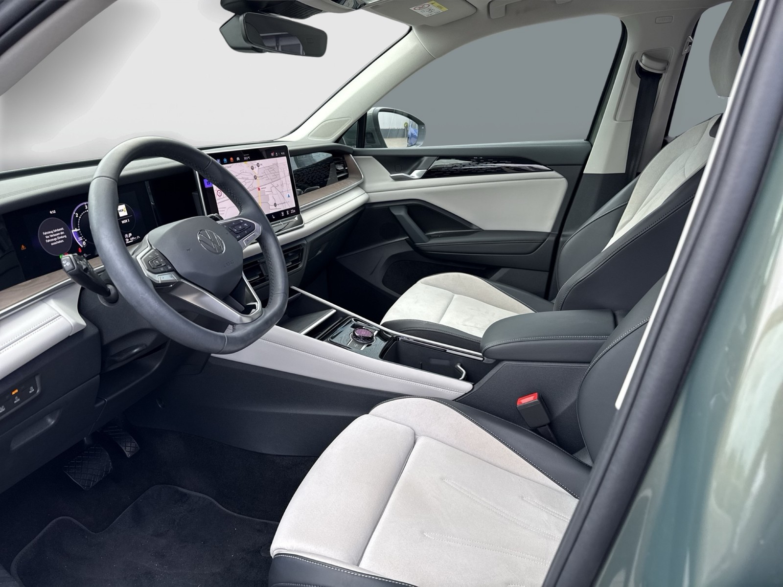 Volkswagen Tayron 2.0 ELEGANCE STANDHZ. AHK 360CAM ACC LM18