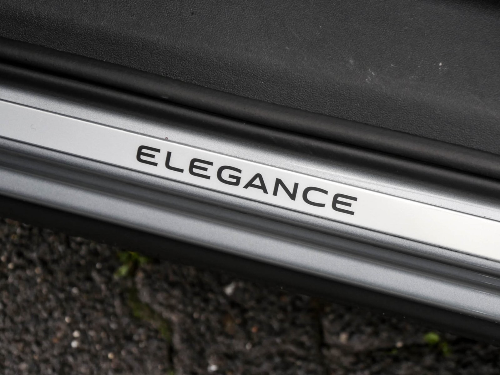 Volkswagen Tiguan 1.5 HYBRID ELEGANCE NEUES MODELL AHK LM18