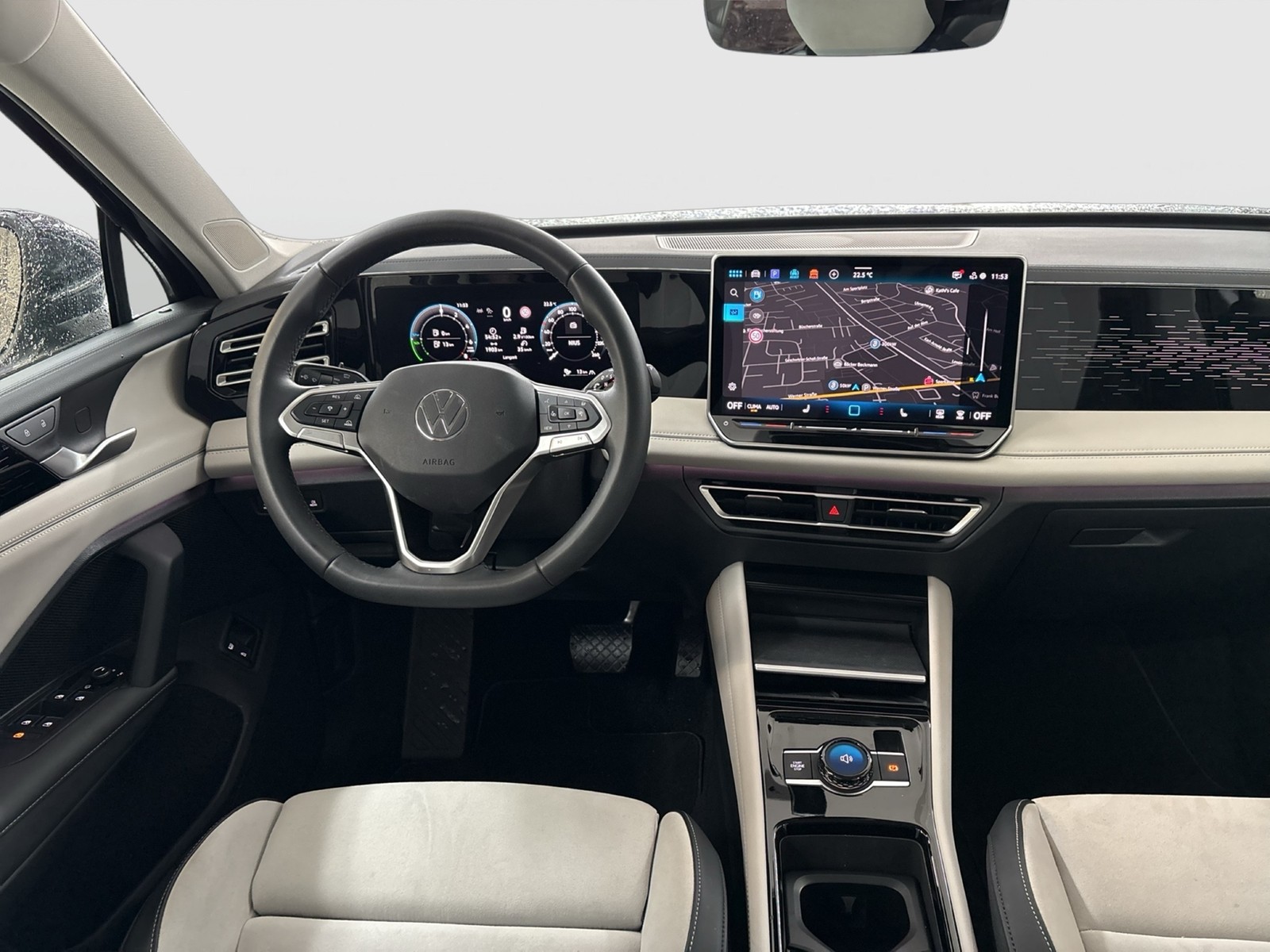 Volkswagen Tiguan 1.5 HYBRID ELEGANCE AHK CAM ACC LM18 NAVI