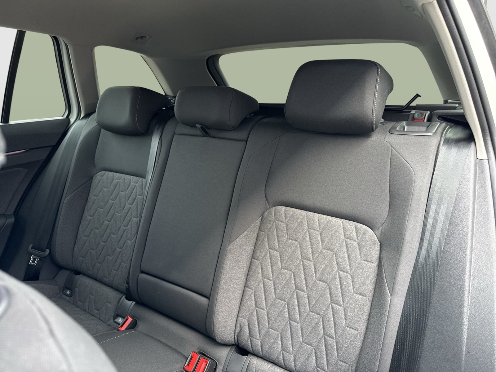 Volkswagen Golf Variant VIII 2.0 LIFE CAM ACC HEAD-UP NAVI