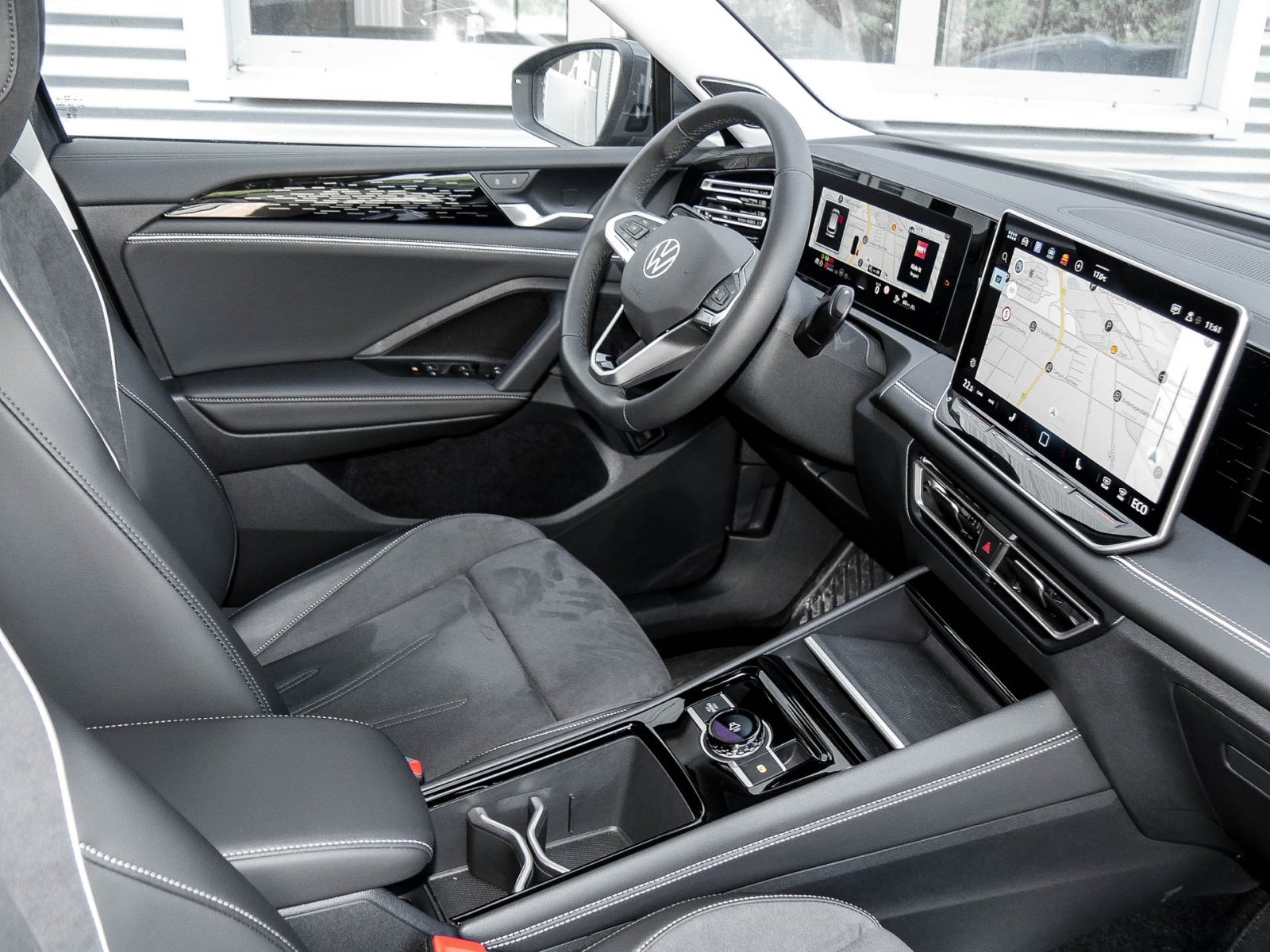 Volkswagen Tiguan 1.5 HYBRID ELEGANCE NEUES MODELL 360°CAM