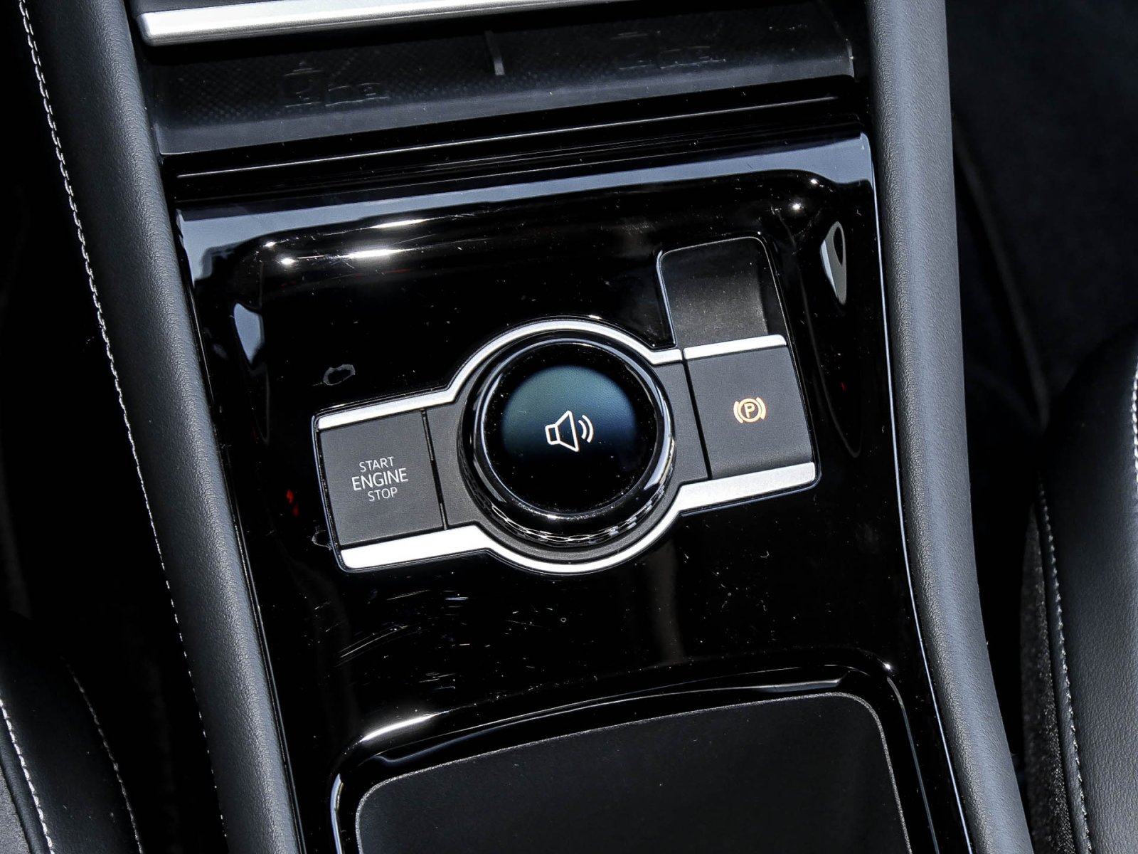 Volkswagen Tiguan 1.5 HYBRID ELEGANCE NEUES MODELL 360°CAM