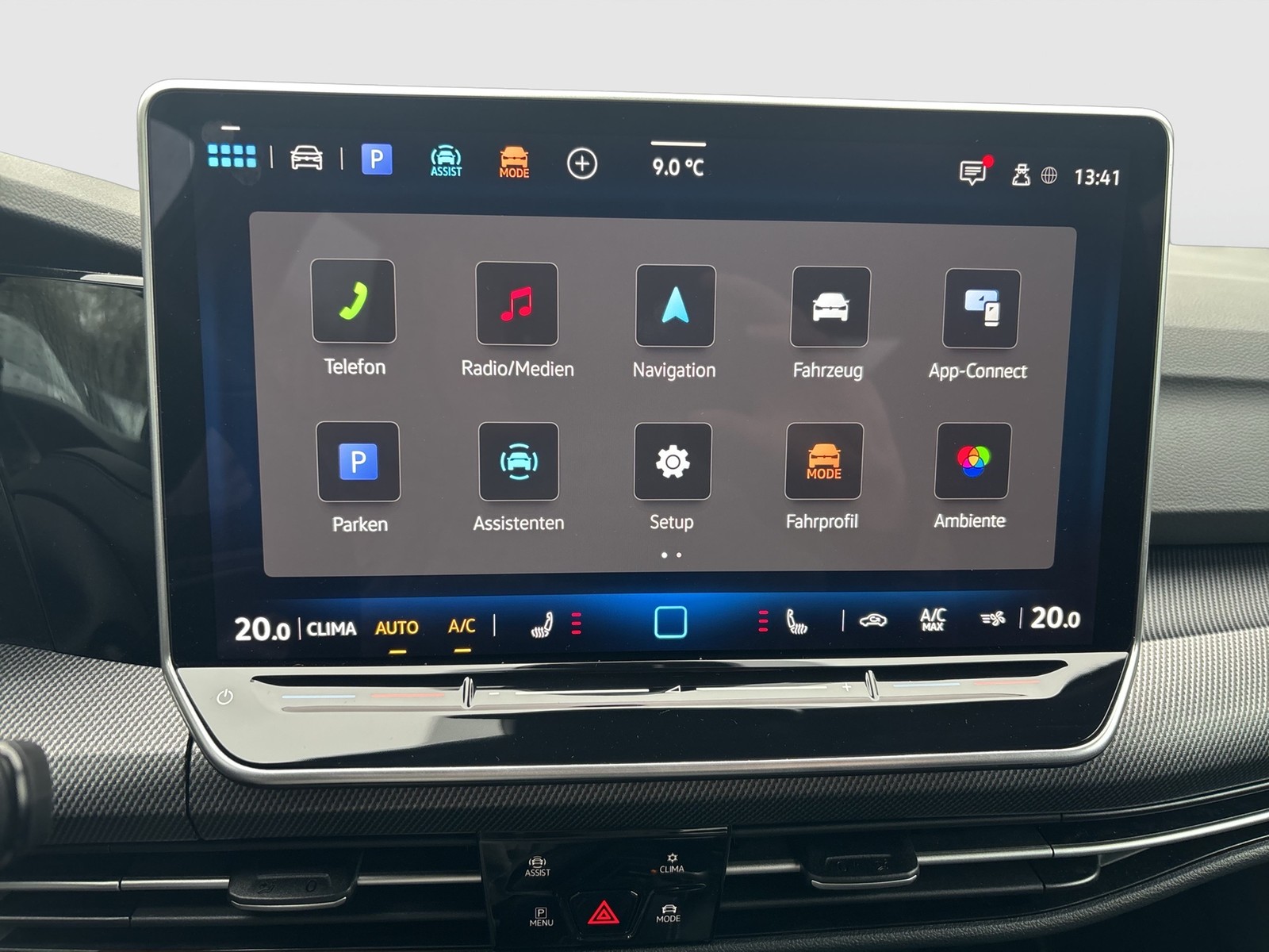 Volkswagen Golf VIII 1.5 R-LINE FACELIFT 360°CAM ACC LM17