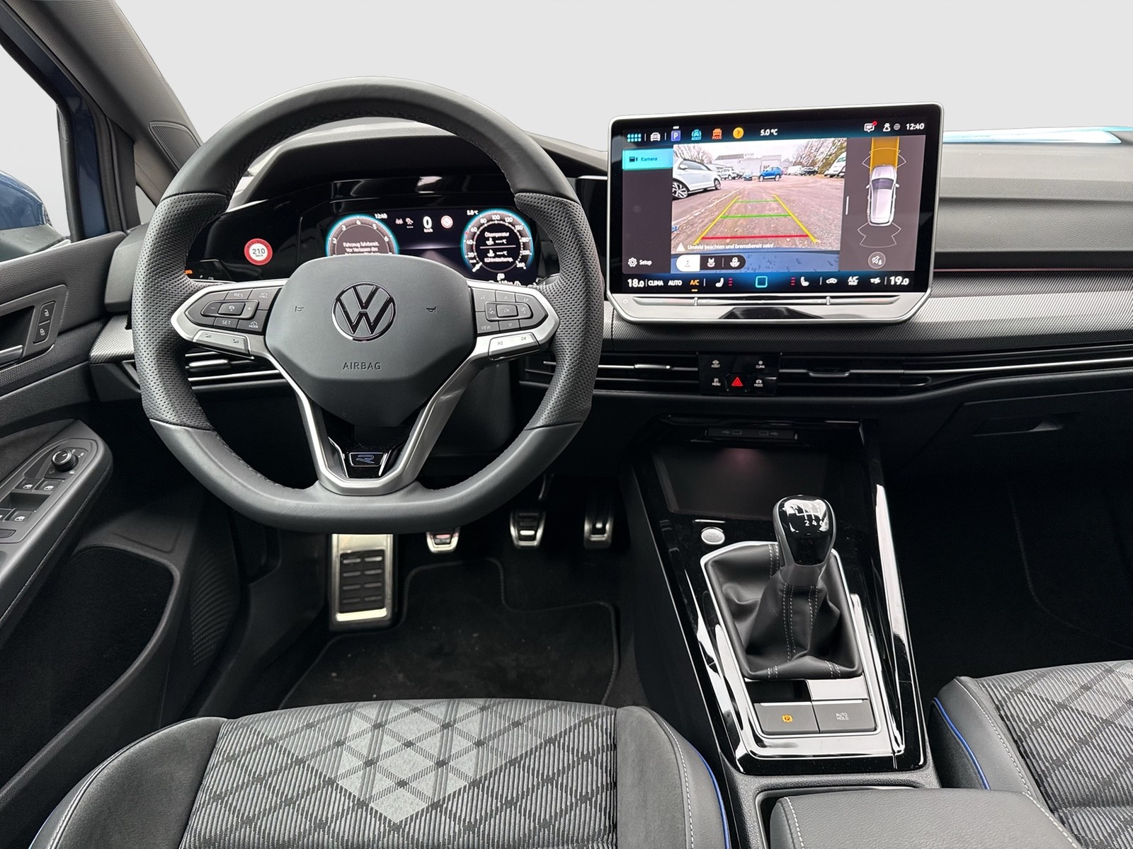 Volkswagen Golf VIII 1.5 R-LINE FACELIFT AHK CAM ACC LM17