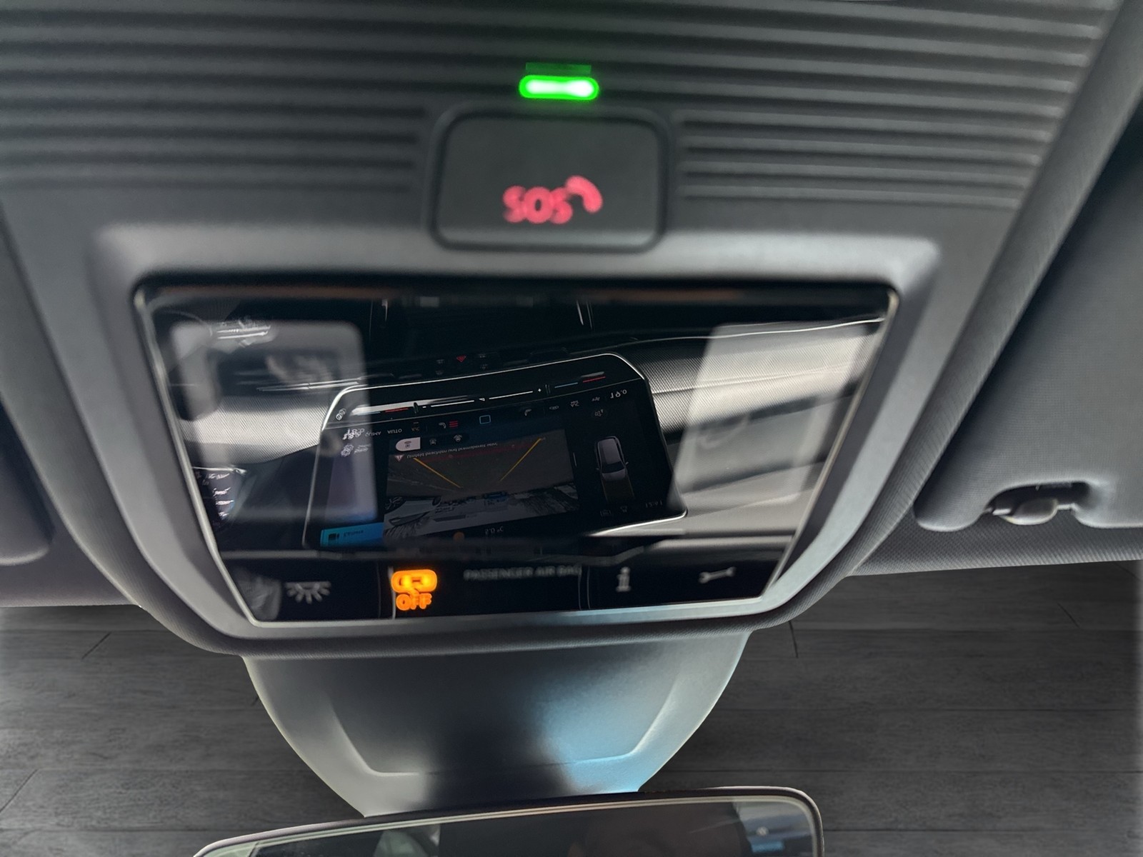 Volkswagen Golf VIII 1.5 R-LINE FACELIFT AHK CAM ACC LM17