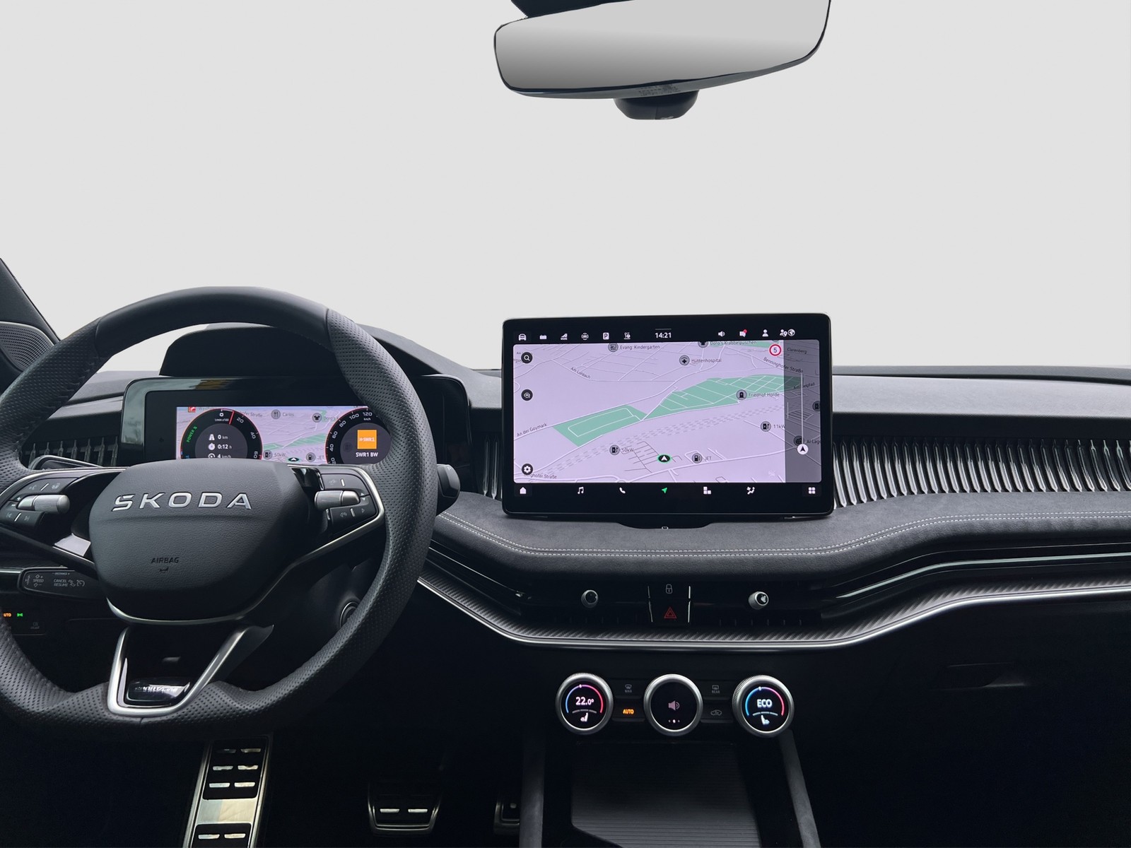 Skoda Superb 1.5 iV SPORTLINE AHK 360°CAM LM19 EKLAPPE