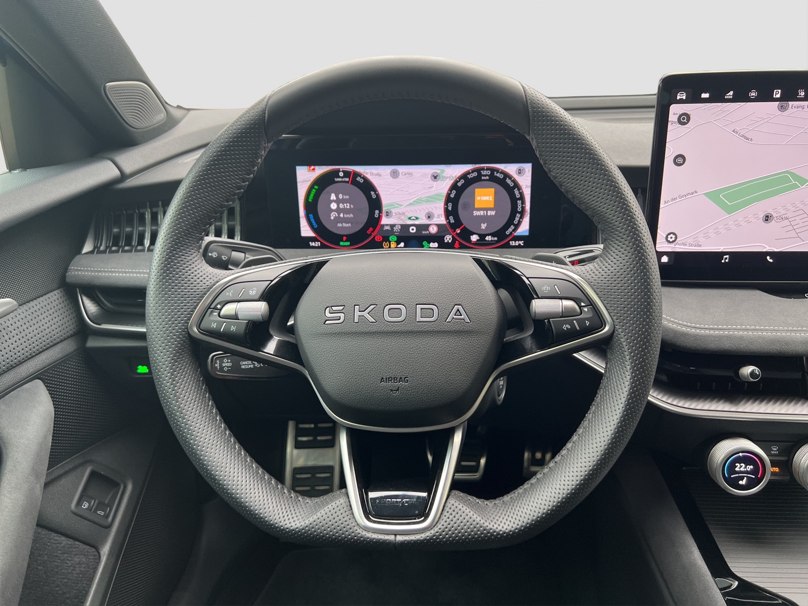 Skoda Superb 1.5 iV SPORTLINE AHK 360°CAM LM19 EKLAPPE