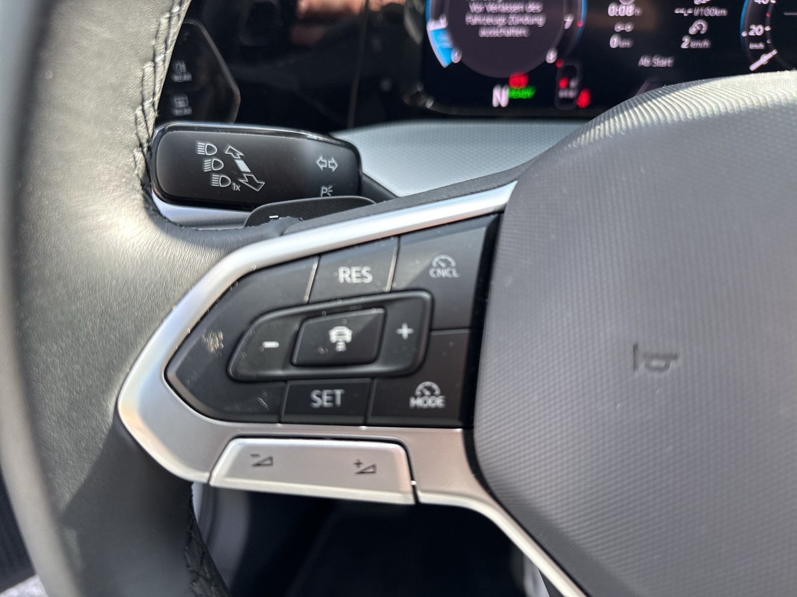 Volkswagen Golf Variant VIII 1.5 eTSI ENERGY CAM ACC NAVI