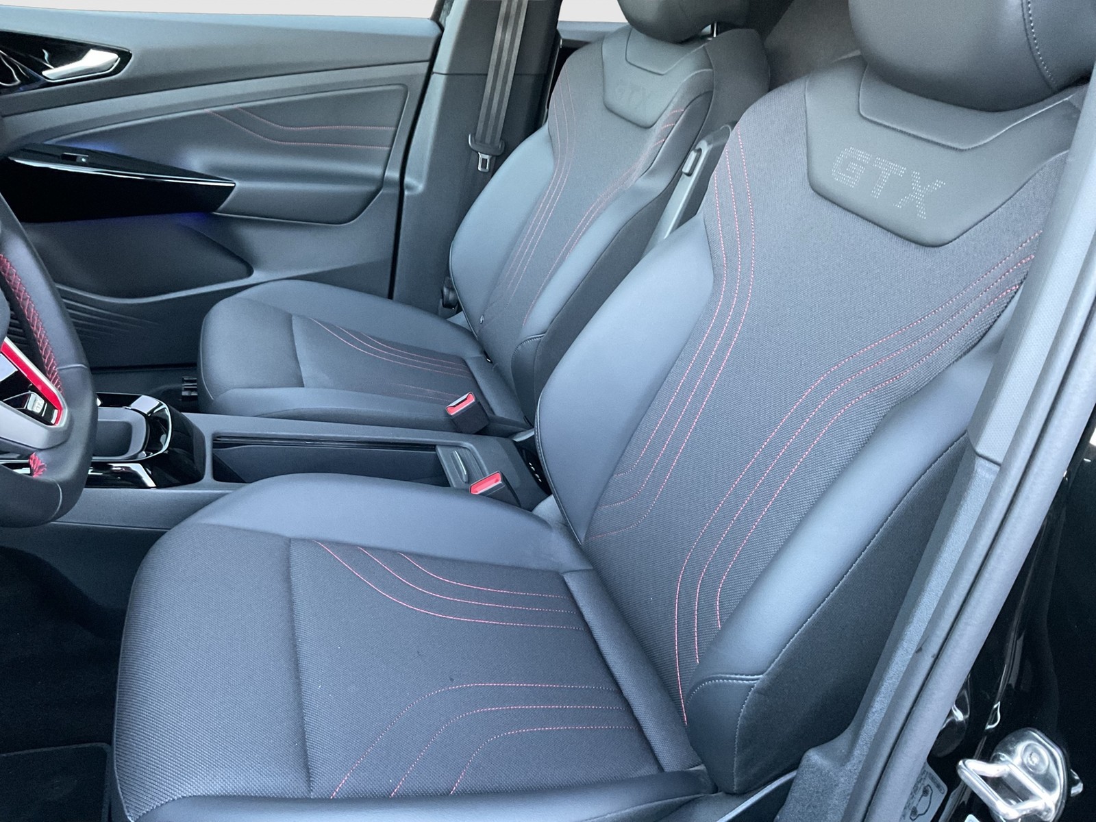 Volkswagen ID.5 GTX 4X4 WÄRMEPUMPE PANO ACC LM20 NAVI