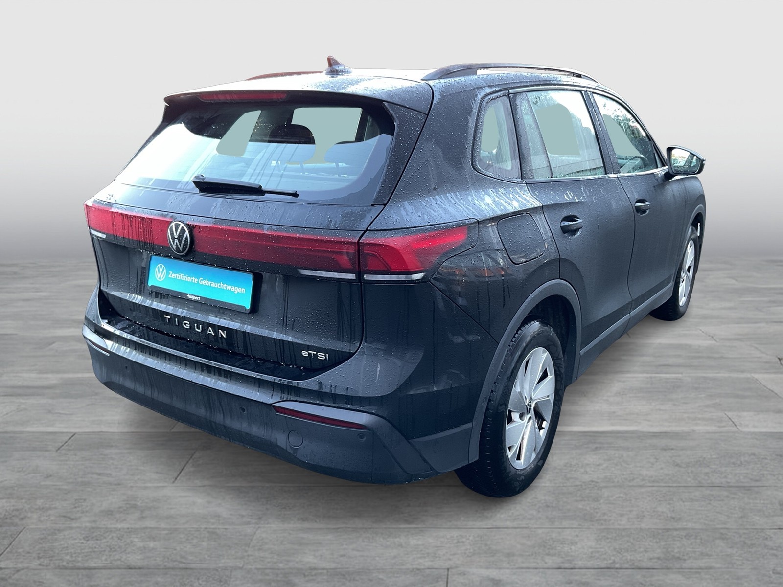 Volkswagen Tiguan 1.5 eTSI NEUES MODELL AHK CAM NAVI SITZHZ