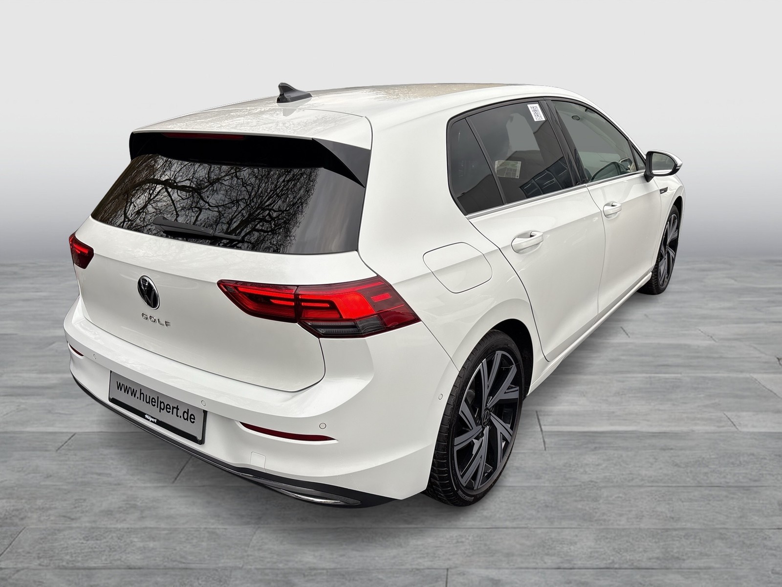 Volkswagen Golf VIII 2.0 STYLE KAMERA ALU18 NAVI CARPLAY