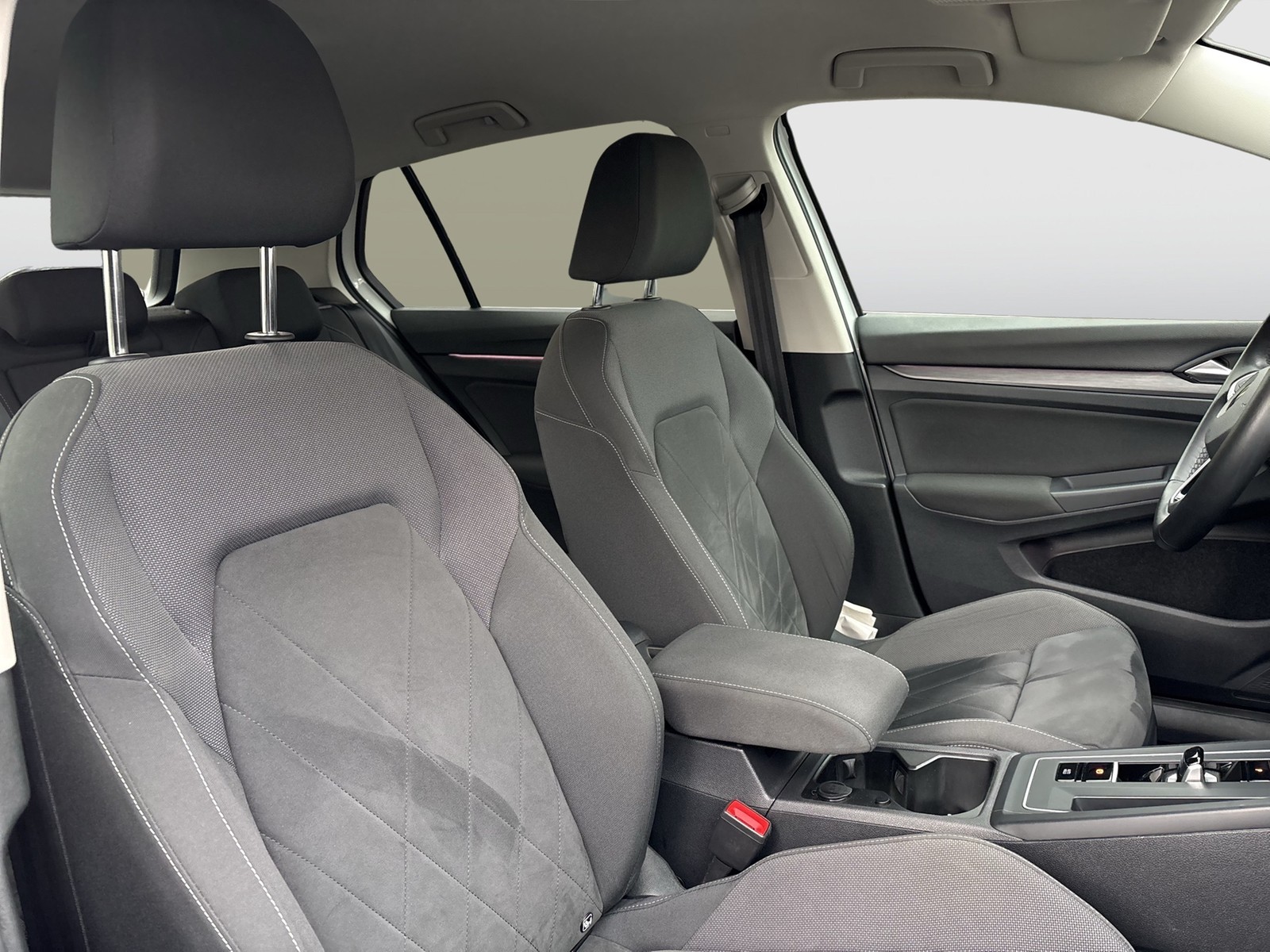 Volkswagen Golf VIII 2.0 STYLE KAMERA ALU18 NAVI CARPLAY