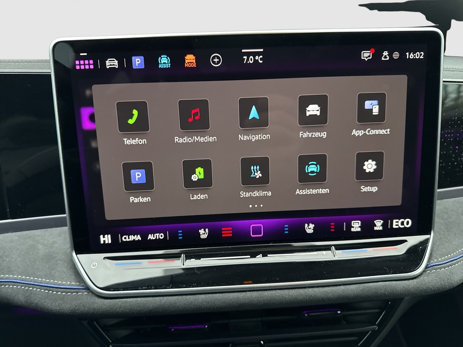 Volkswagen Passat Variant 1.5 HYBRID R-LINE NEUESMODELL AHK