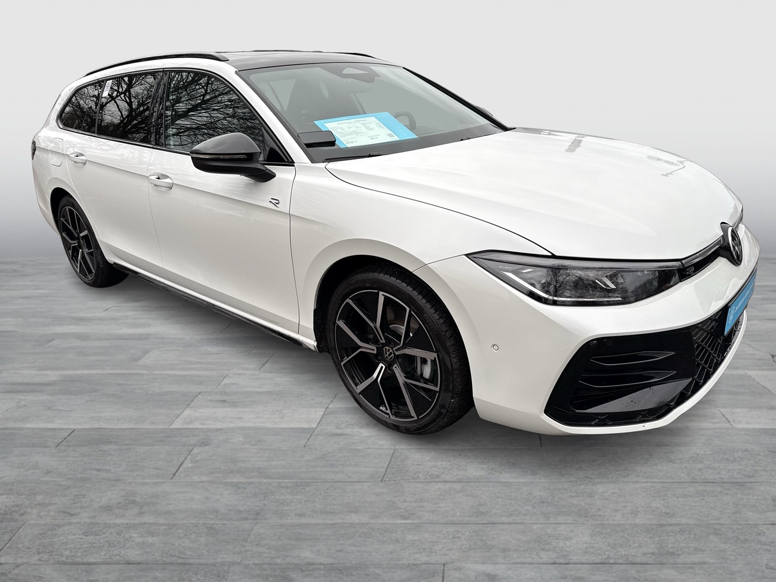 Volkswagen Passat Variant 1.5 HYBRID R-LINE NEUESMODELL AHK