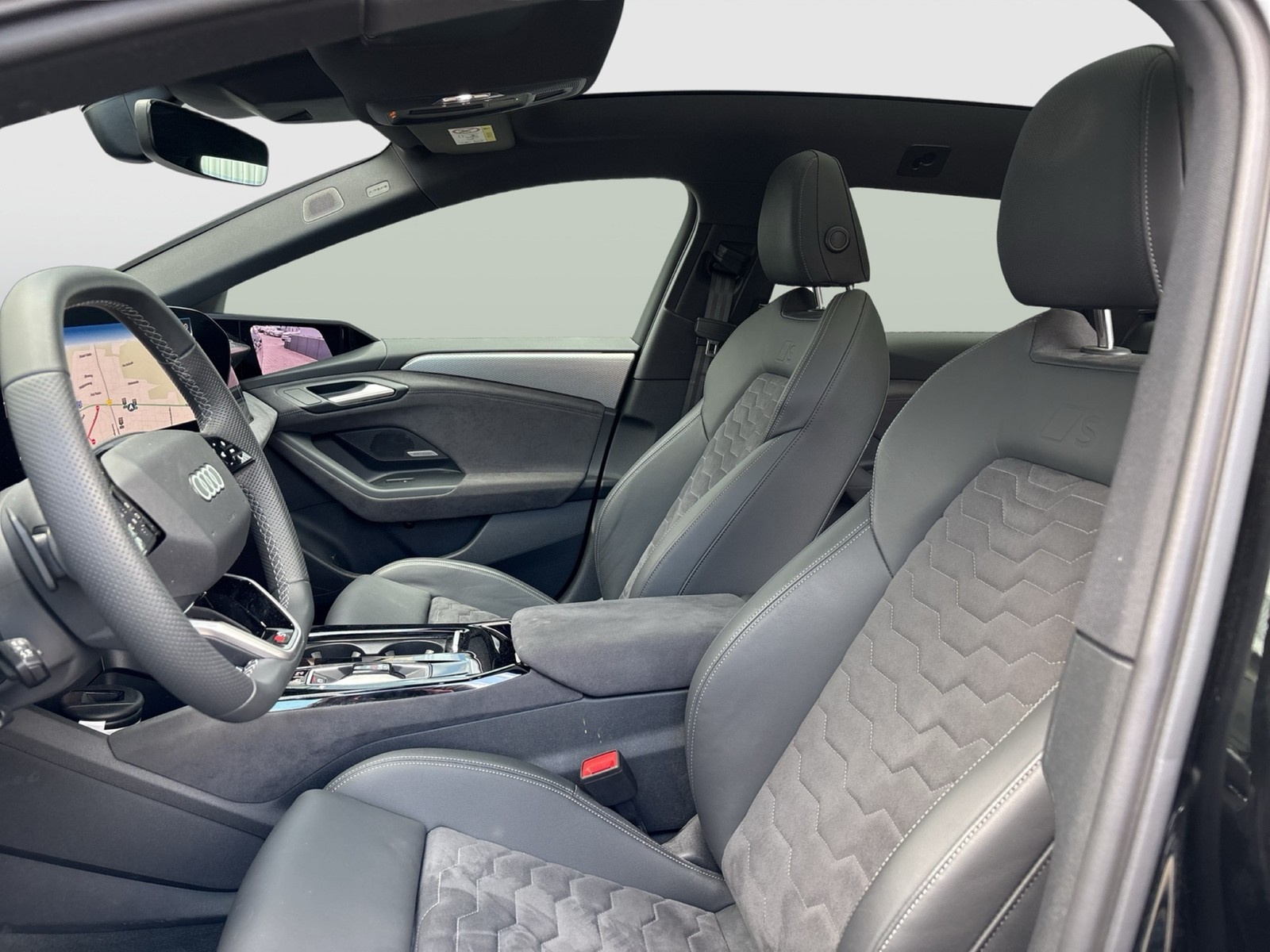 Audi A6 e-tron Avant performance S LINE PANO B&O LM21