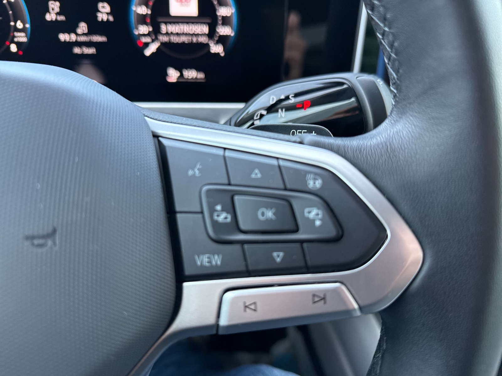 Volkswagen Passat Variant 1.5 HYBRID ELEGANCE NEUES MODELL