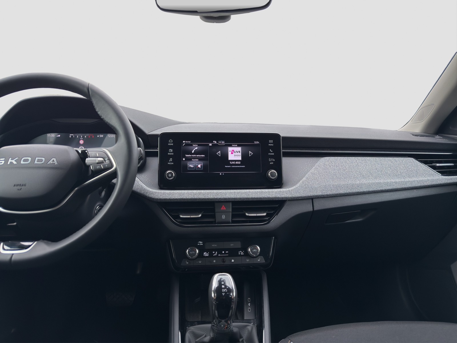 Skoda Kamiq 1.5 SELECTION CAM CARPLAY ALU SITZHEIZUNG