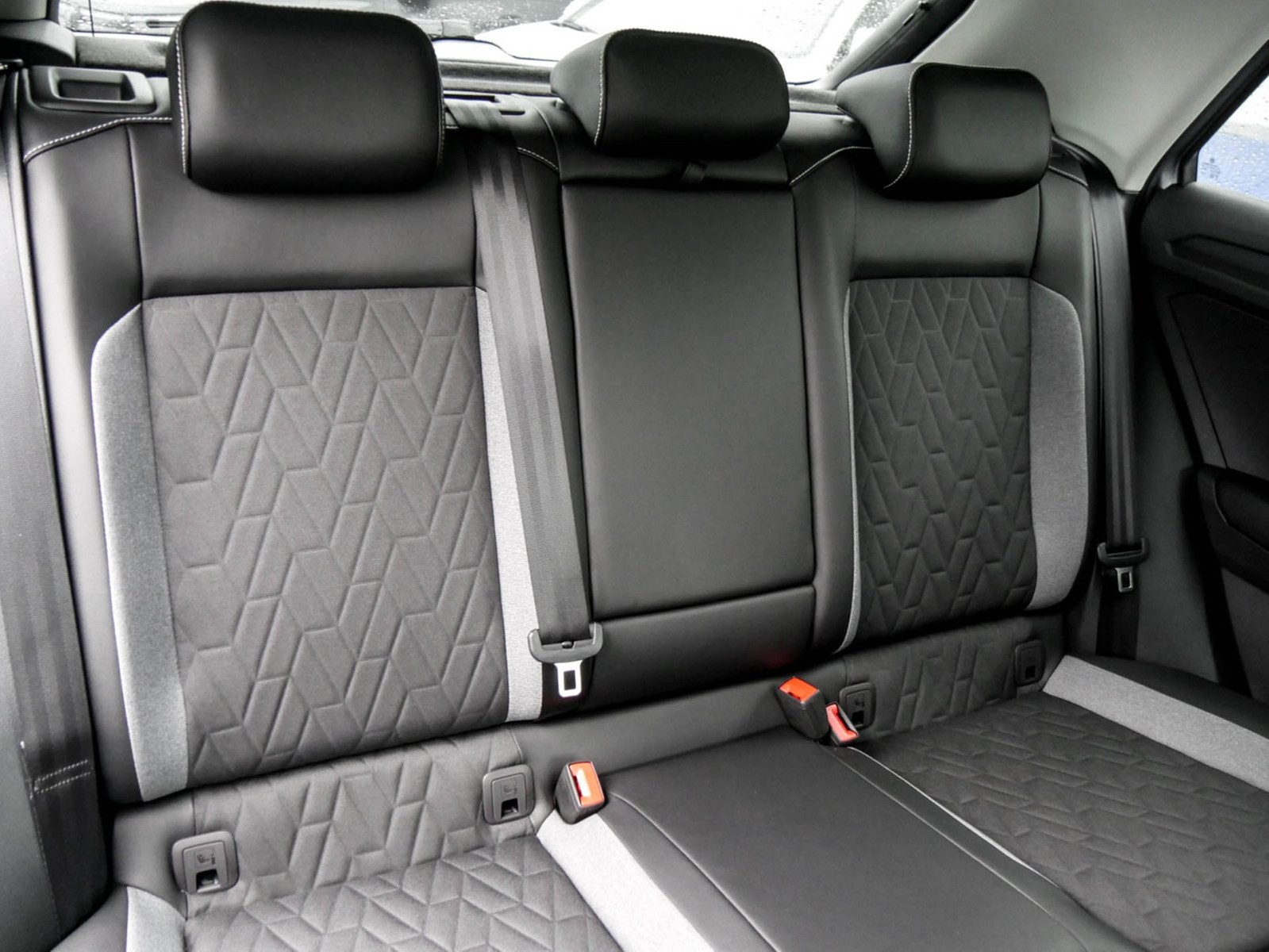 Volkswagen T-Roc 2.0 GOAL AHK CAM ACC LM17 NAVI SITZHEIZUNG