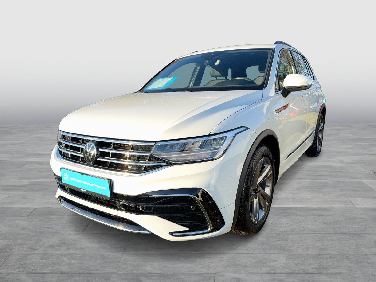 Volkswagen Tiguan 2.0 R-LINE AHK CAM ACC LM19 E-KLAPPE NAVI