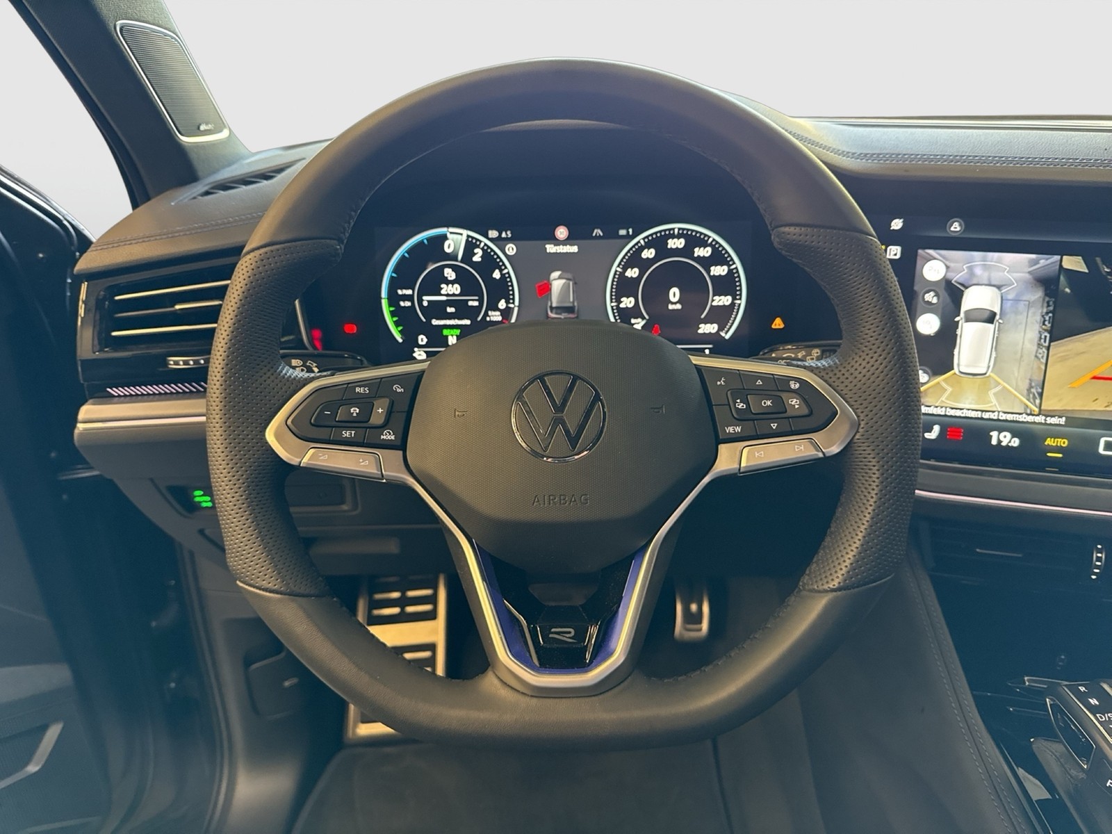 Volkswagen Touareg HYBRID R DYNAUDIO AHK 360°CAM ACC LM21