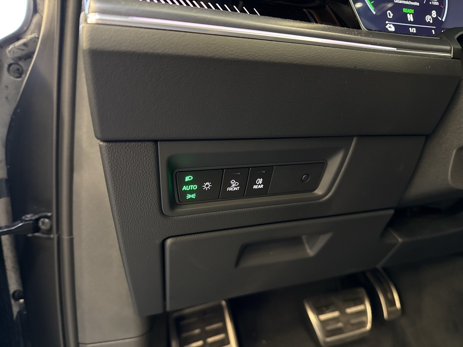 Volkswagen Touareg HYBRID R DYNAUDIO AHK 360°CAM ACC LM21