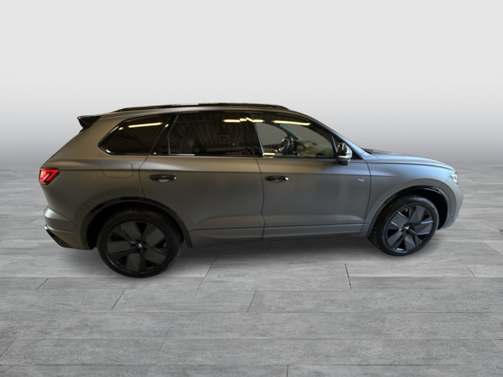Volkswagen Touareg HYBRID R DYNAUDIO AHK 360°CAM ACC LM21