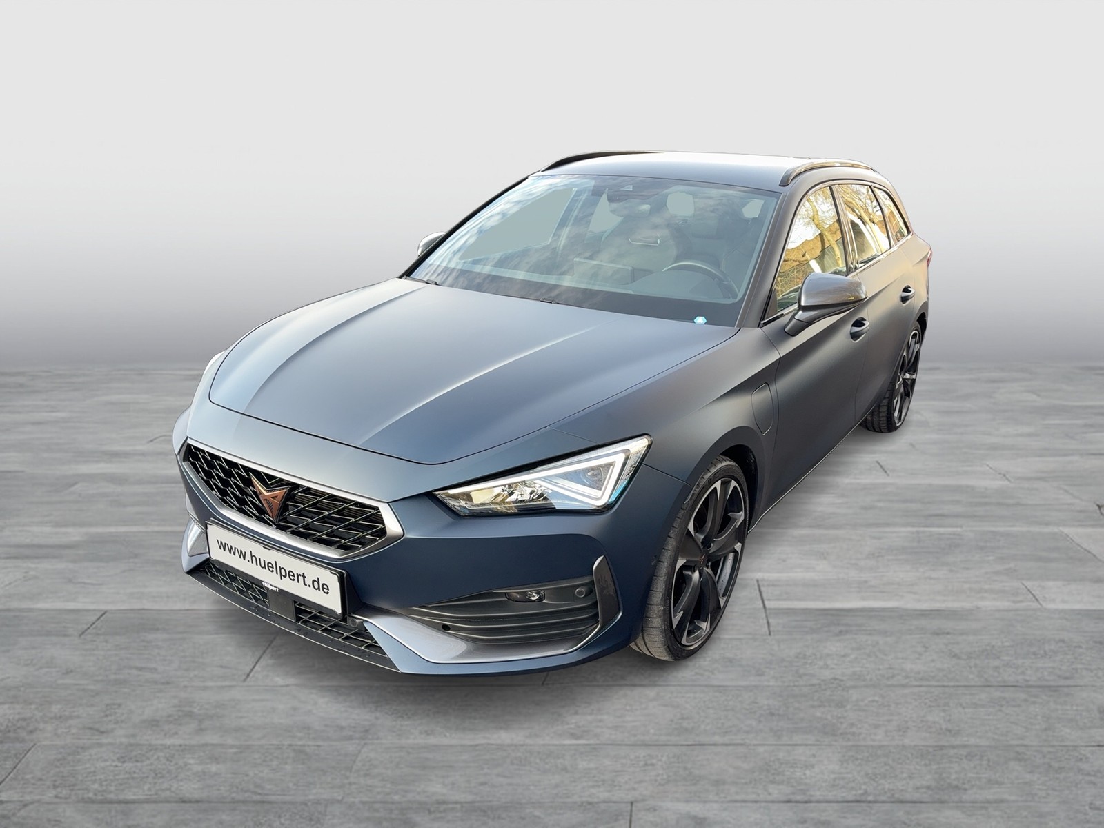Cupra Leon ST 1.4 HYBRID VZ AHK KAMERA ALU19 NAVI