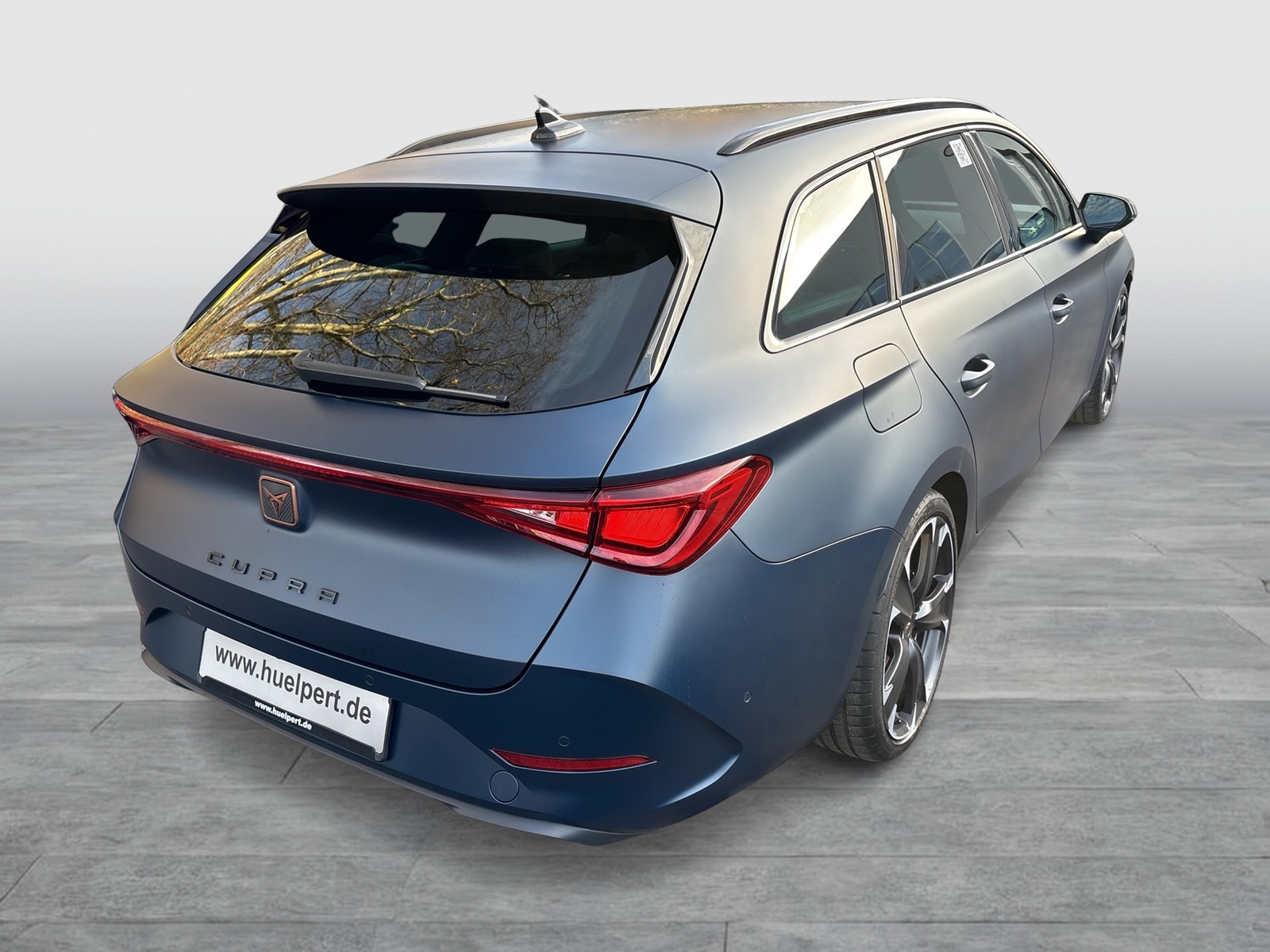 Cupra Leon ST 1.4 HYBRID VZ AHK KAMERA ALU19 NAVI