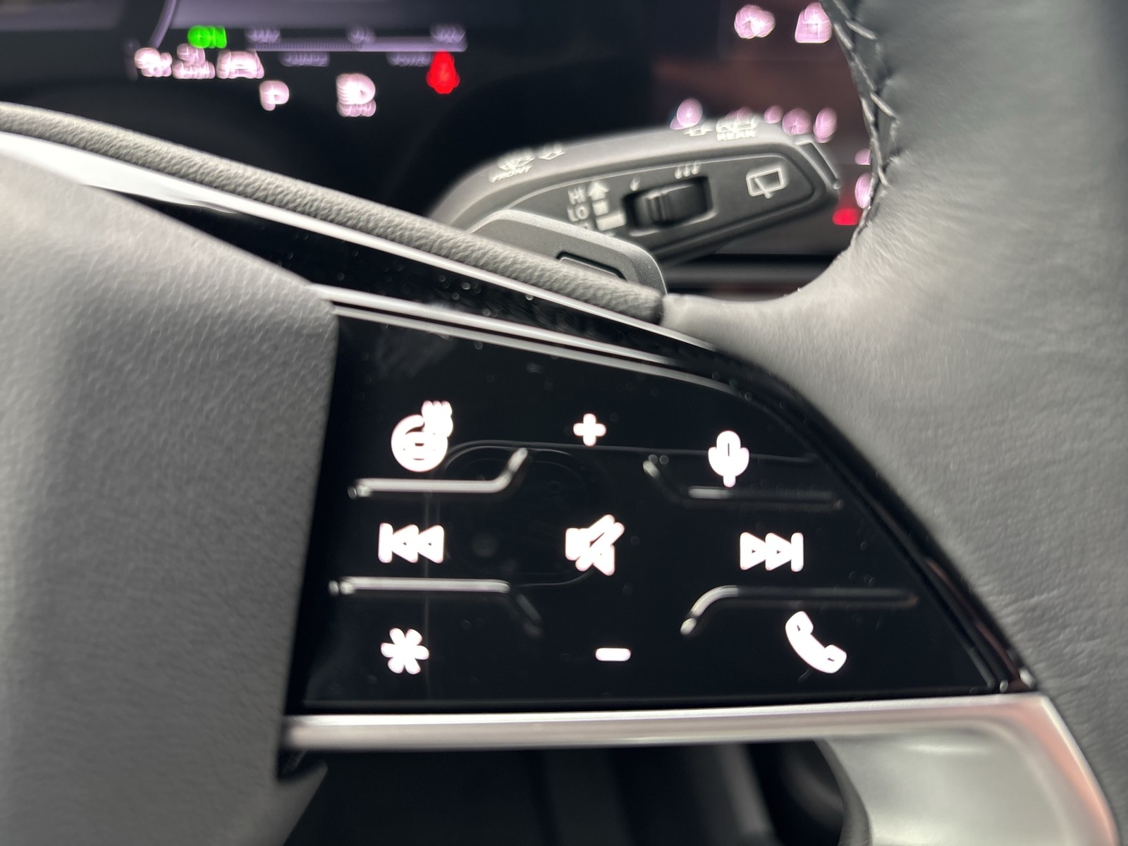 Audi A6 e-tron Avant performance S LINE AHK ACC LM20