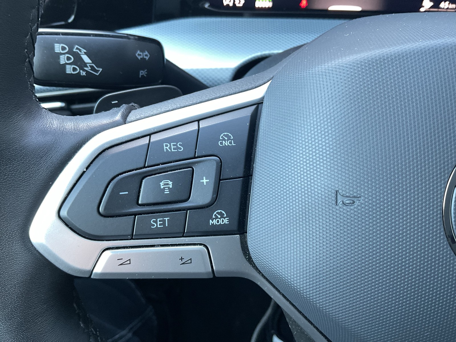 Volkswagen Golf VIII 1.5 HYBRID GOAL FACELIFT AHK ACC LM17