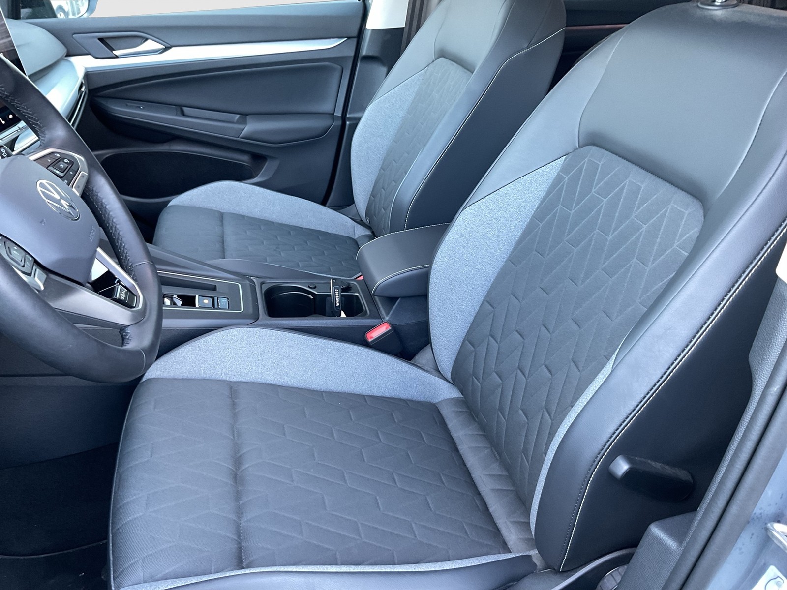 Volkswagen Golf VIII 1.5 HYBRID GOAL FACELIFT AHK ACC LM17