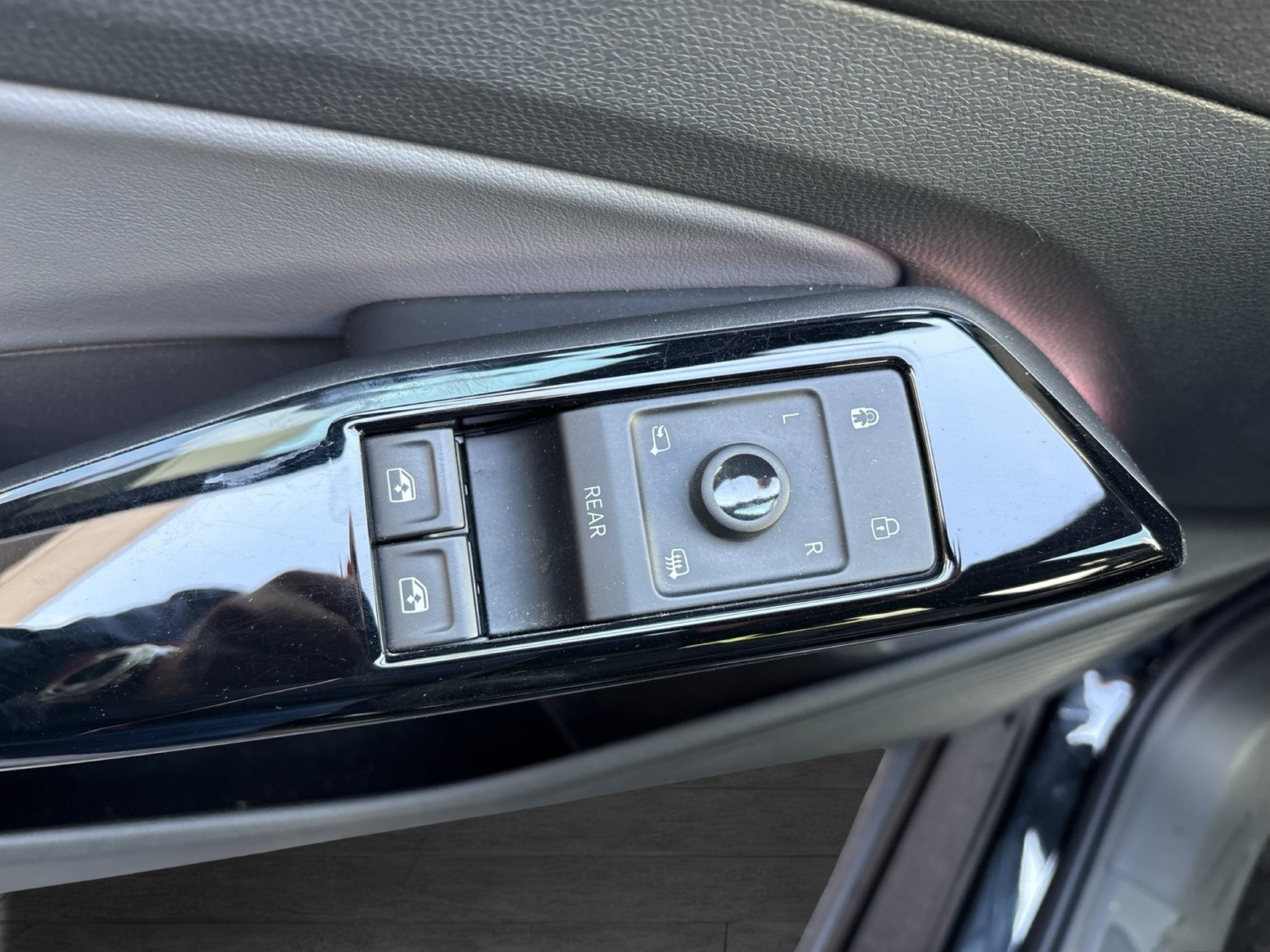 Volkswagen ID.4 Pro Performance WÄRMEPUMPE ACC LM19 NAVI