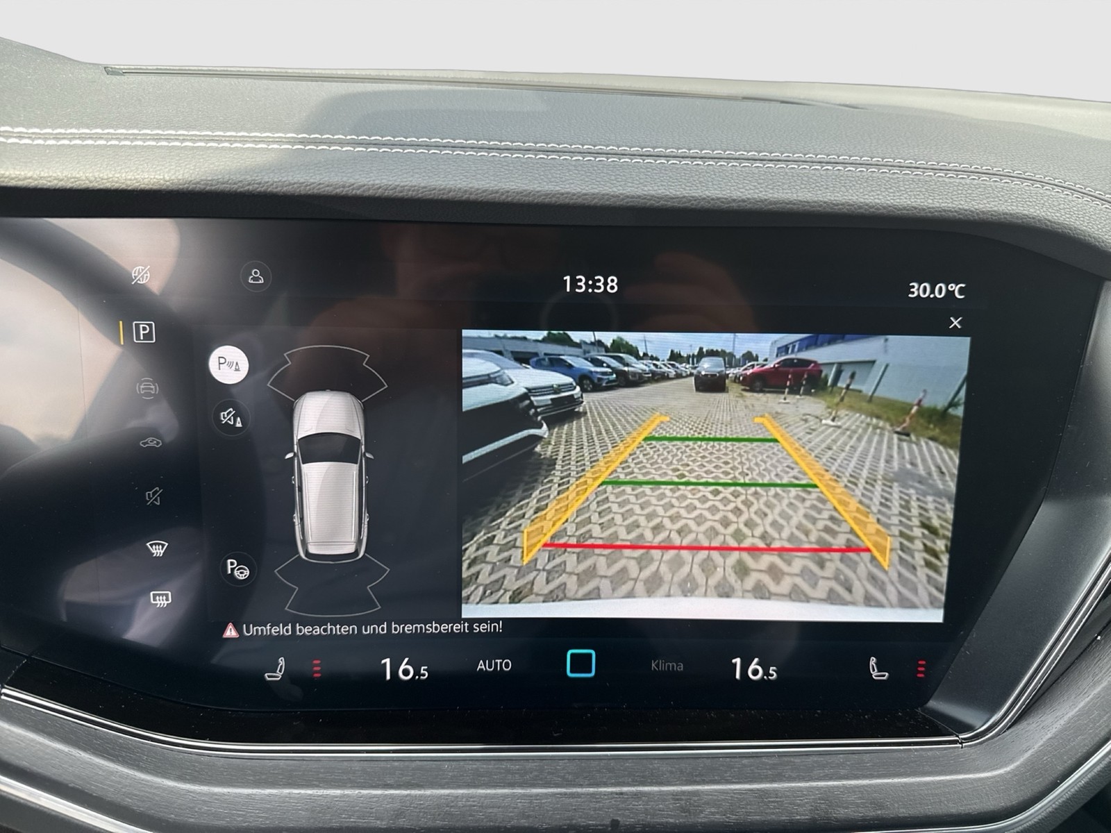 Volkswagen Touareg V6 AHK CAM ACC LM19 EKLAPPE NAVI CARPLAY