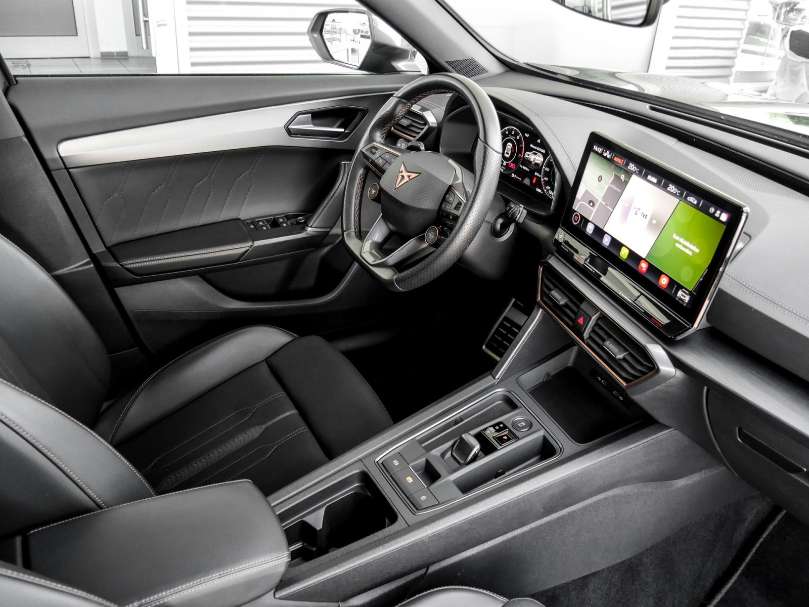 Cupra Formentor 2.0 VZ 4X4 CAM ACC LM19 NAVI SITZHEIZ.
