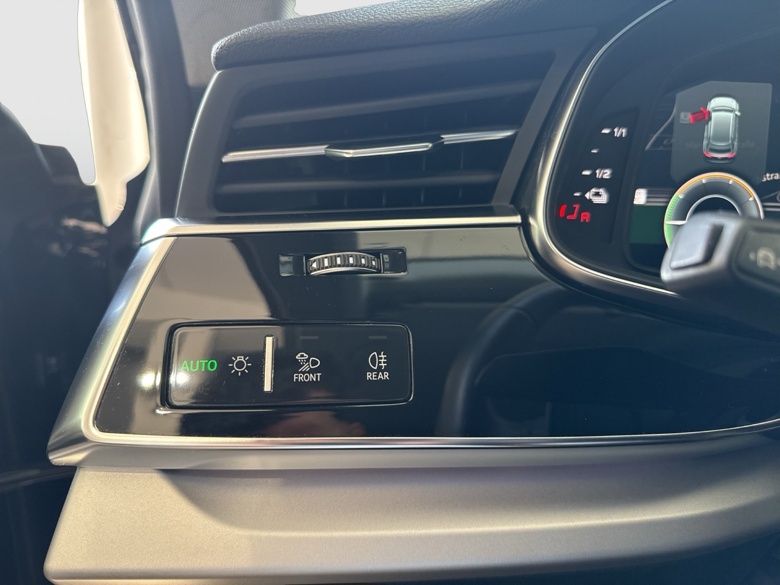 Audi Q8 55 HYBRID Qu. KAMERA ACC ALU20" eKLAPPE NAVI+
