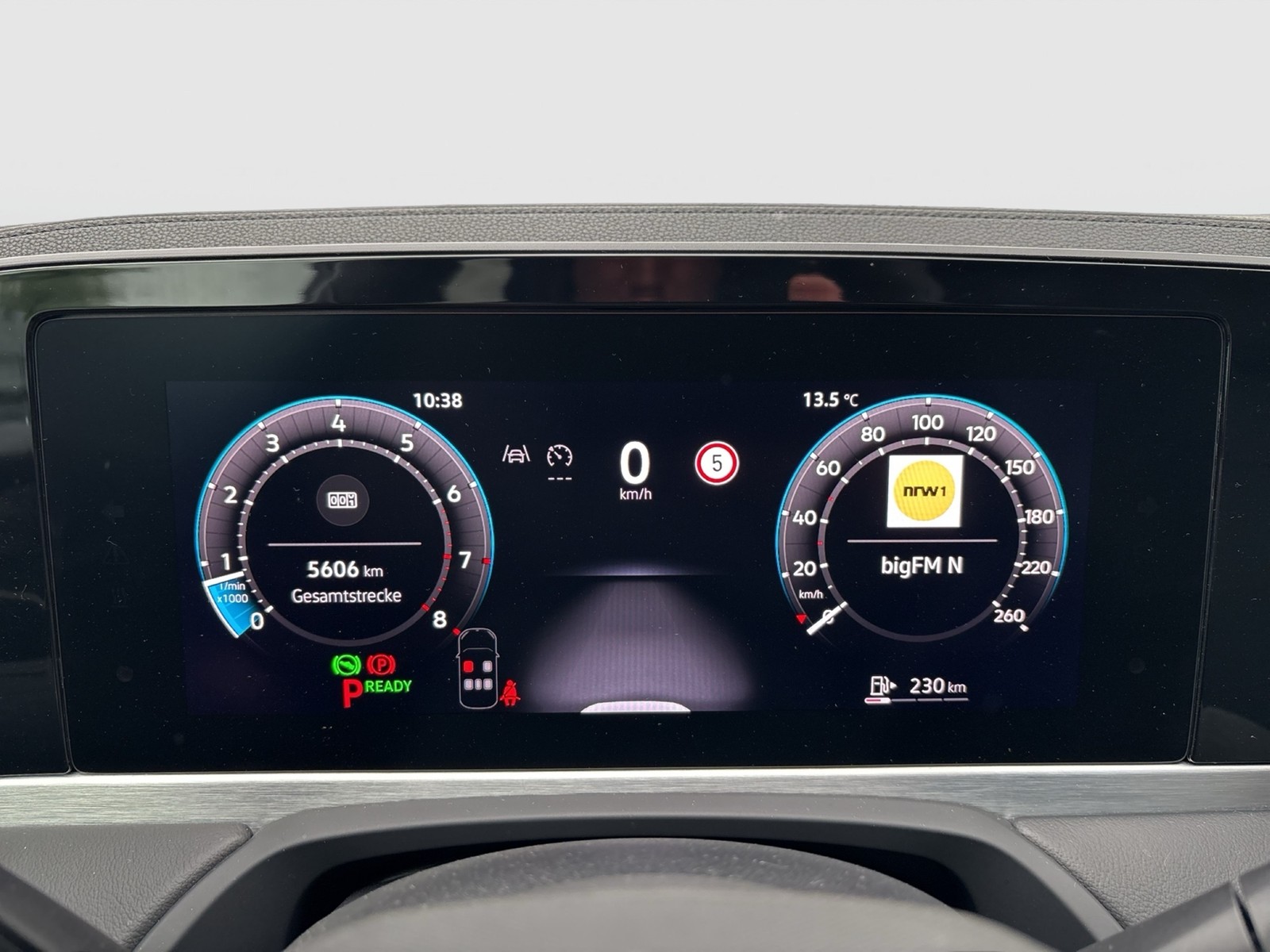 Volkswagen Passat Variant 1.5 eTSI BUSINESS LEDER CAM ACC