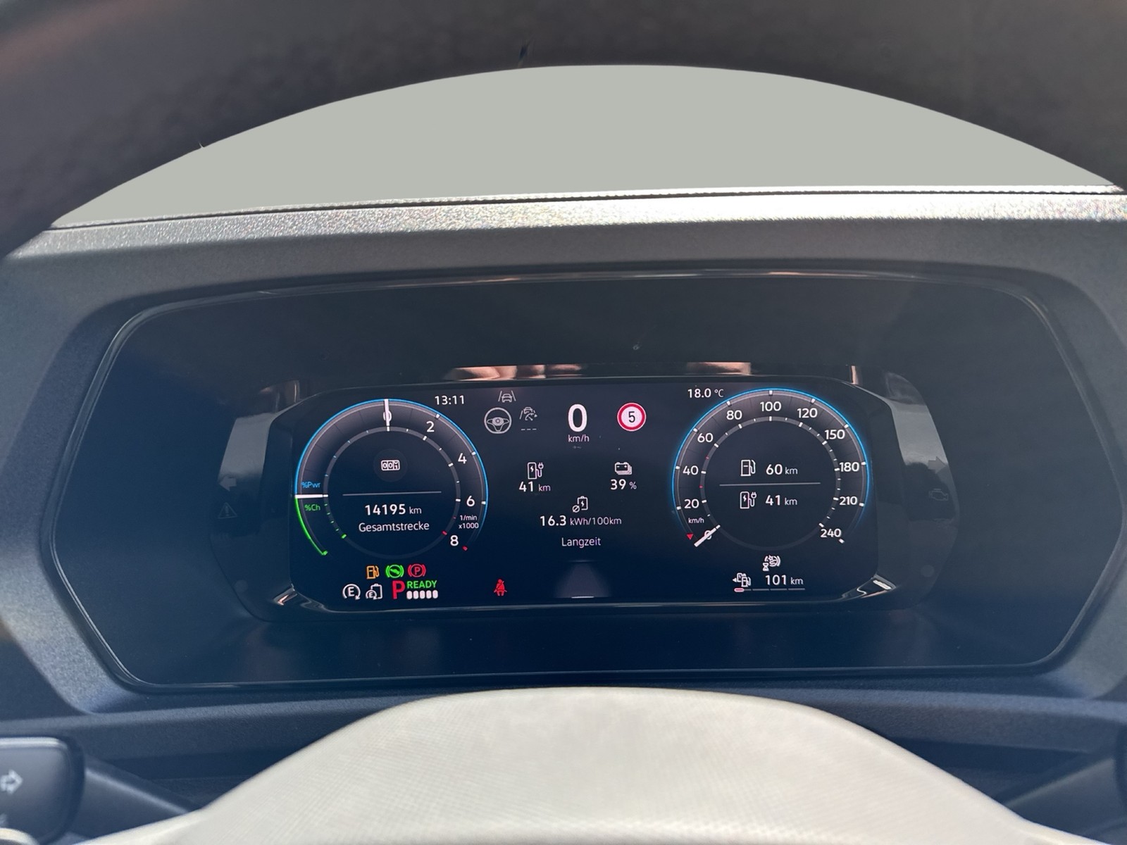 Volkswagen Caddy HYBRID Life LED ACC APP AGR-Sitz AHK-Vorb.