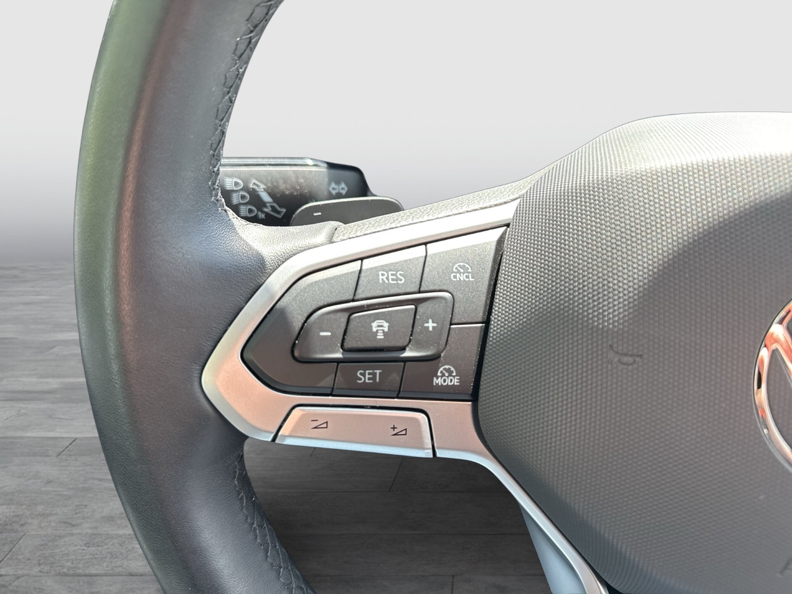 Volkswagen Caddy HYBRID Life LED ACC APP AGR-Sitz AHK-Vorb.